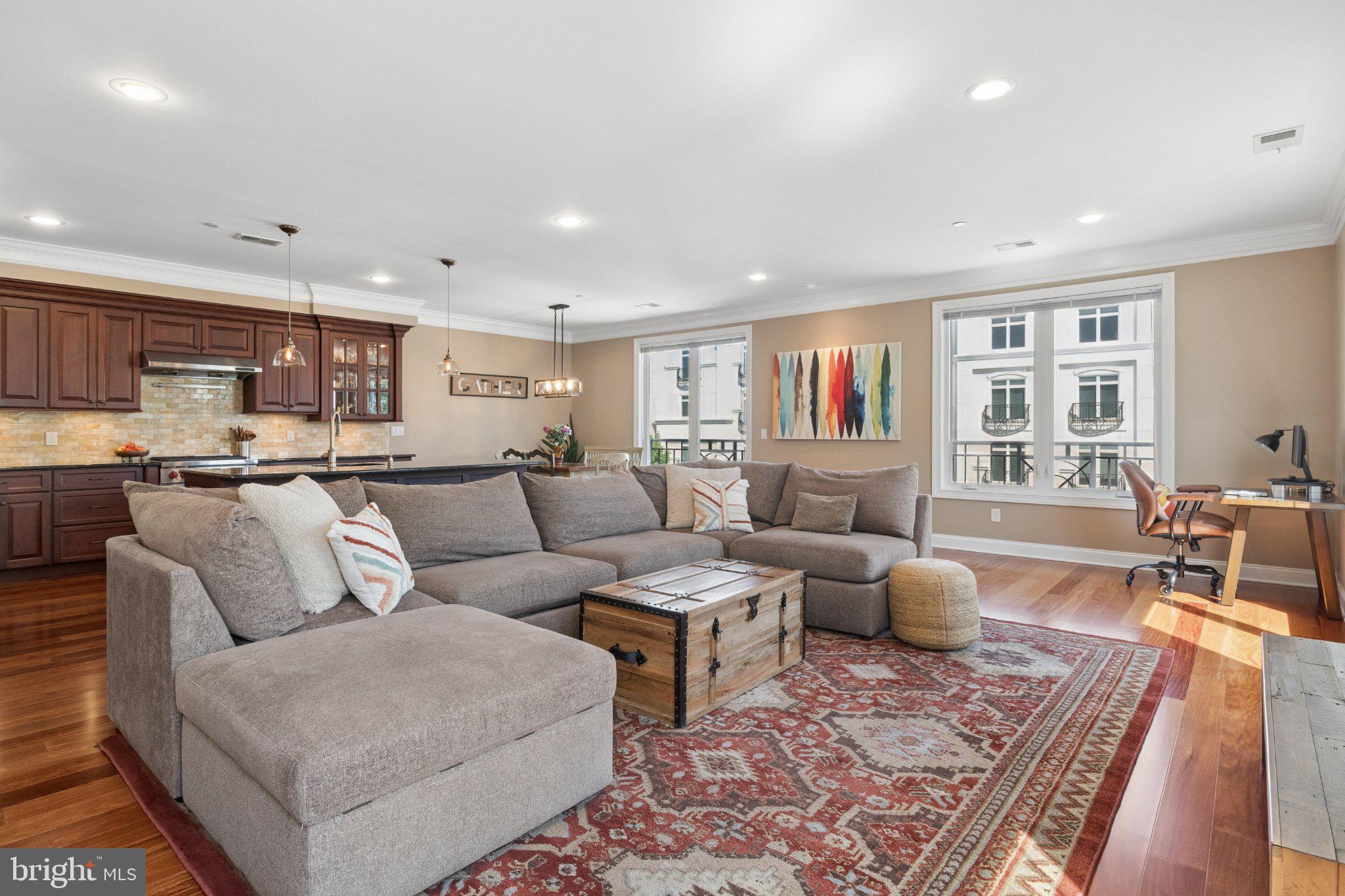 1 N COMMERCE SQUARE 301