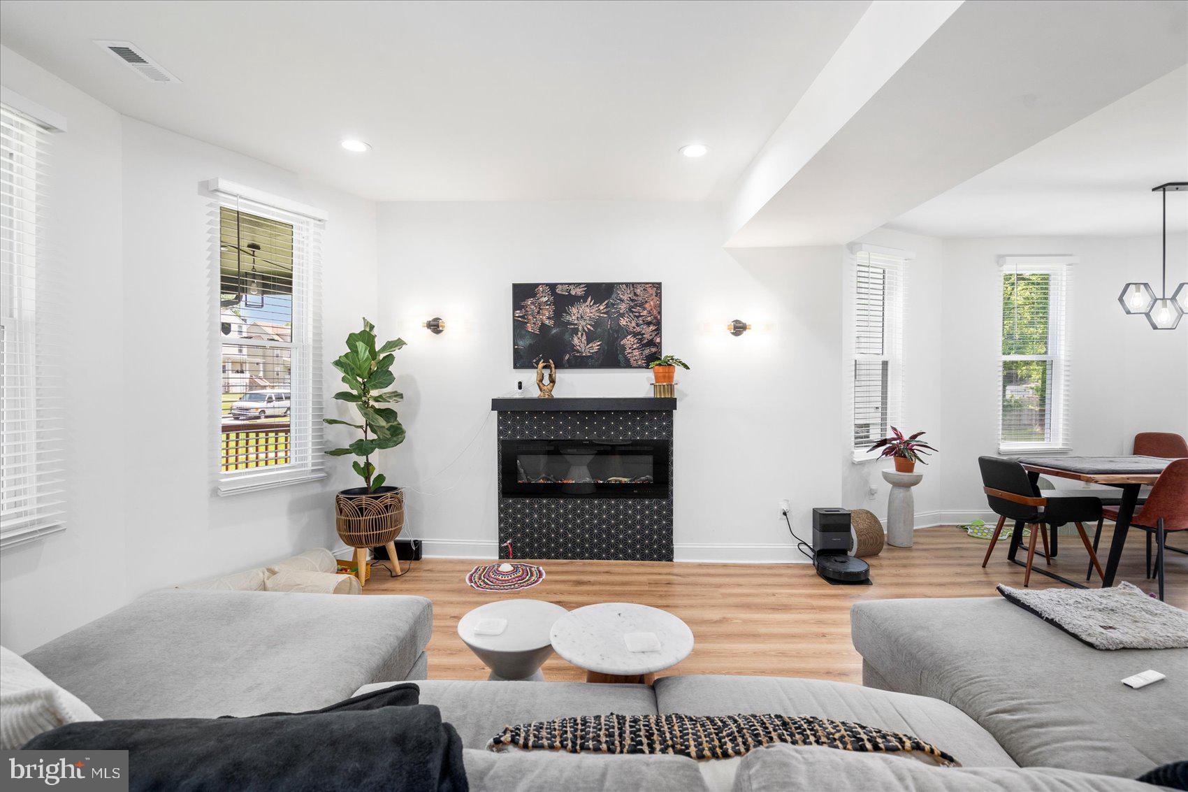 CENTRAL FOREST PARK - Residential