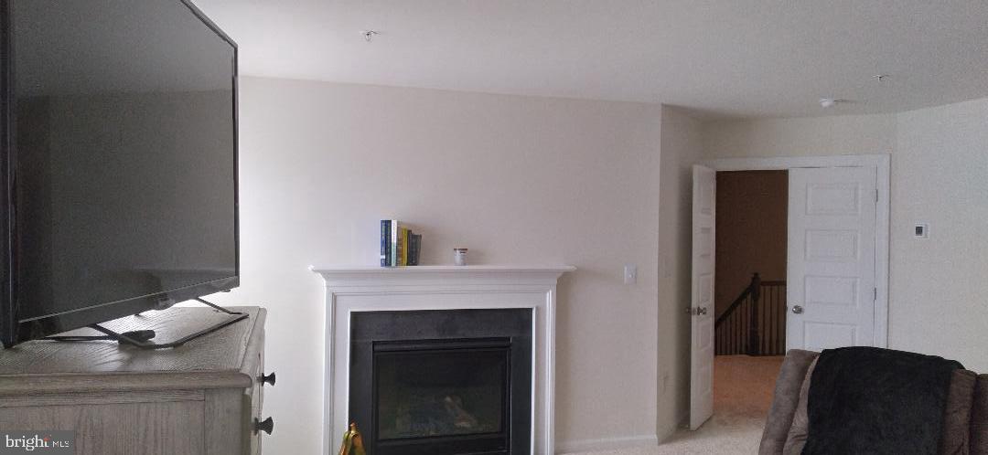 VILLAGES OF SAVANNAH - Residential