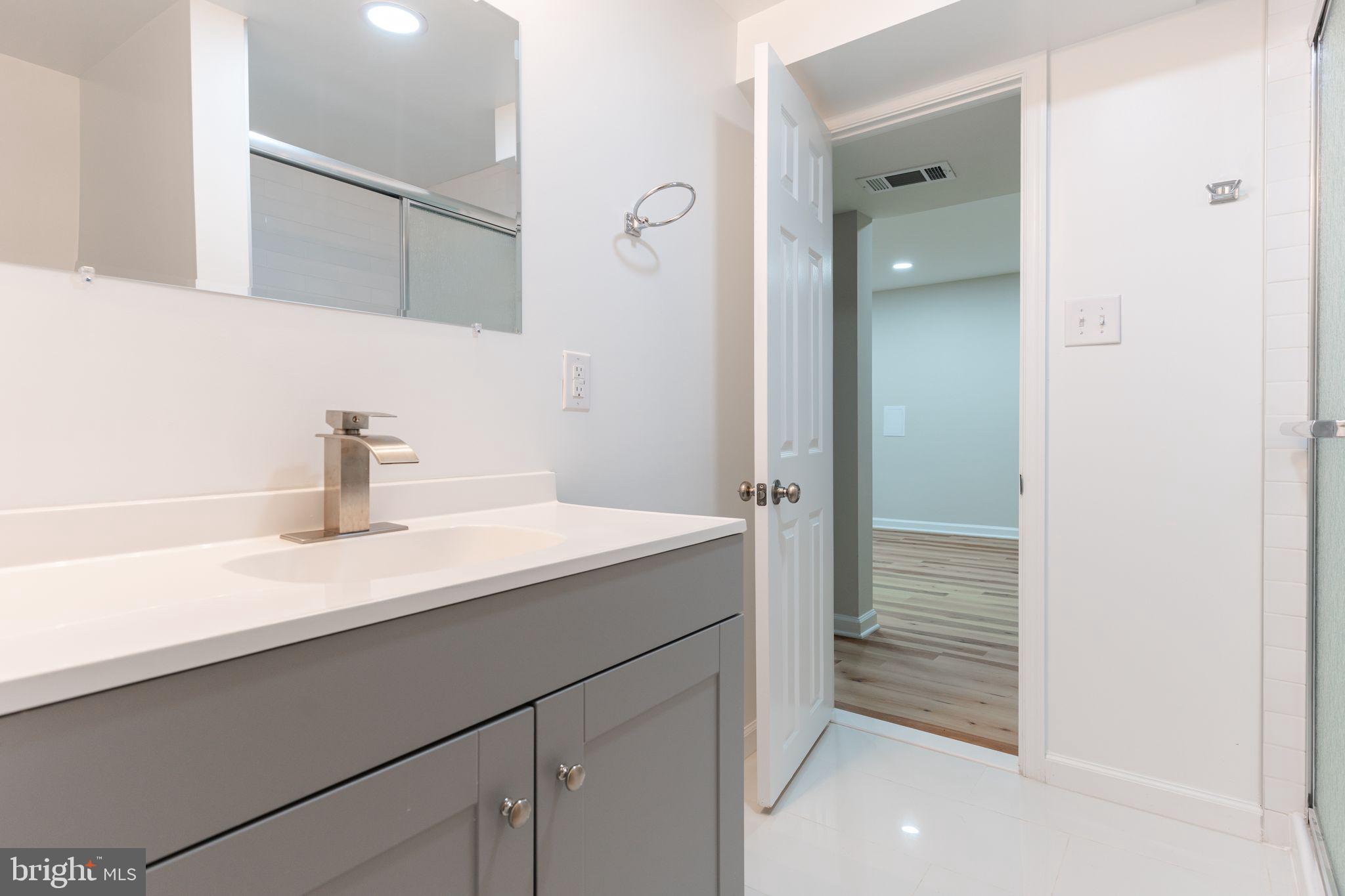 CAPITOL HEIGHTS - Residential