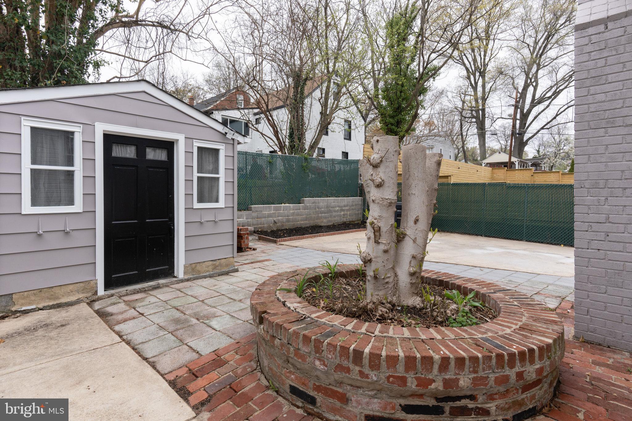 CAPITOL HEIGHTS - Residential