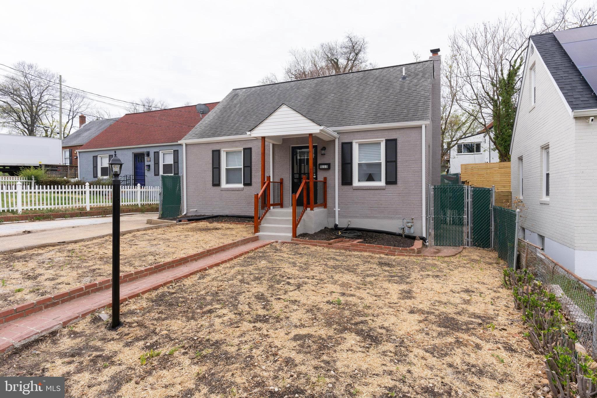 CAPITOL HEIGHTS - Residential