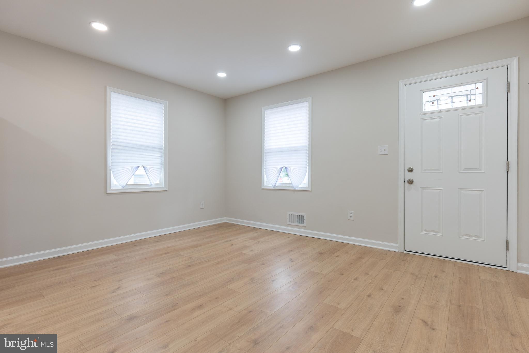 CAPITOL HEIGHTS - Residential