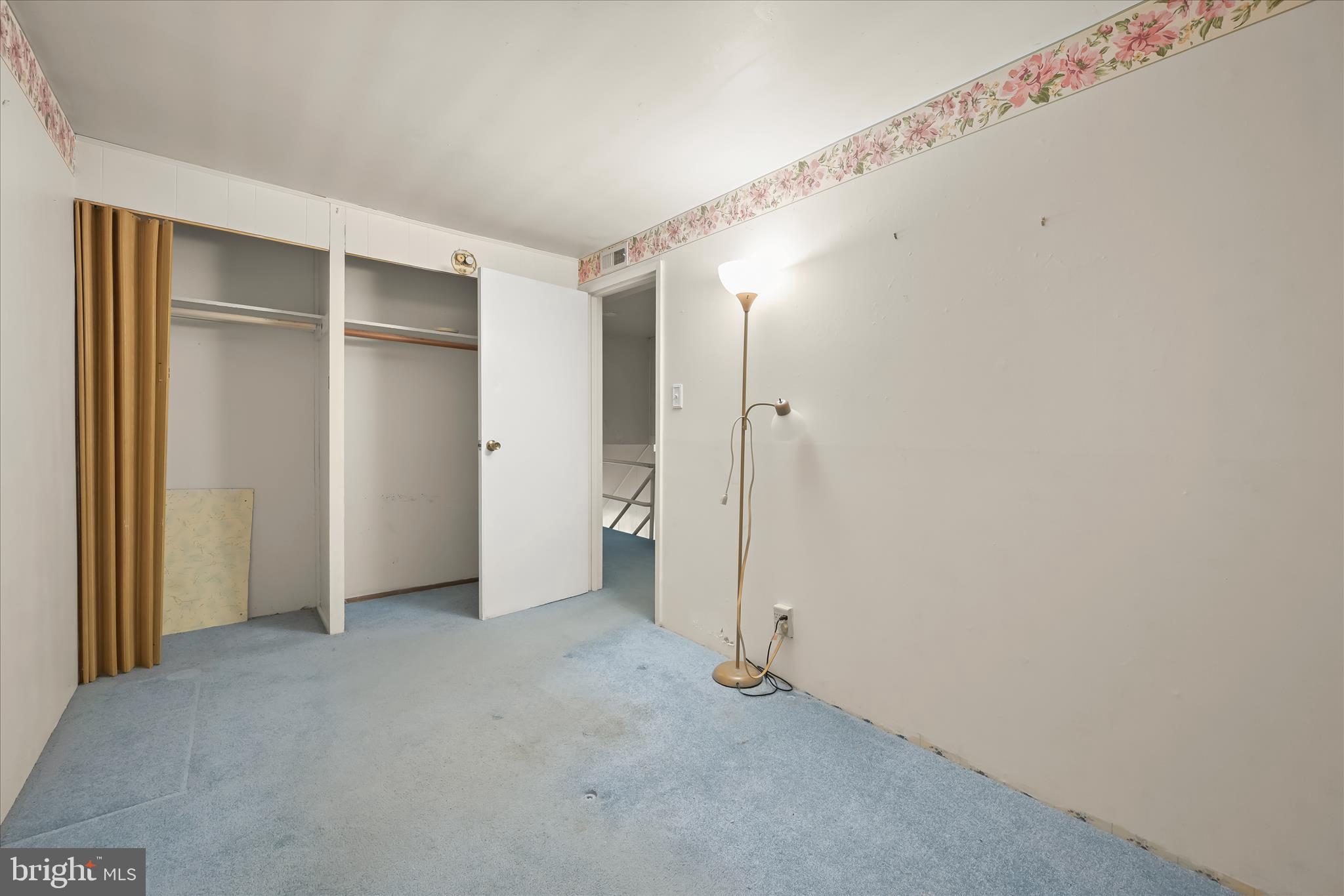 RIVERVIEW - Residential