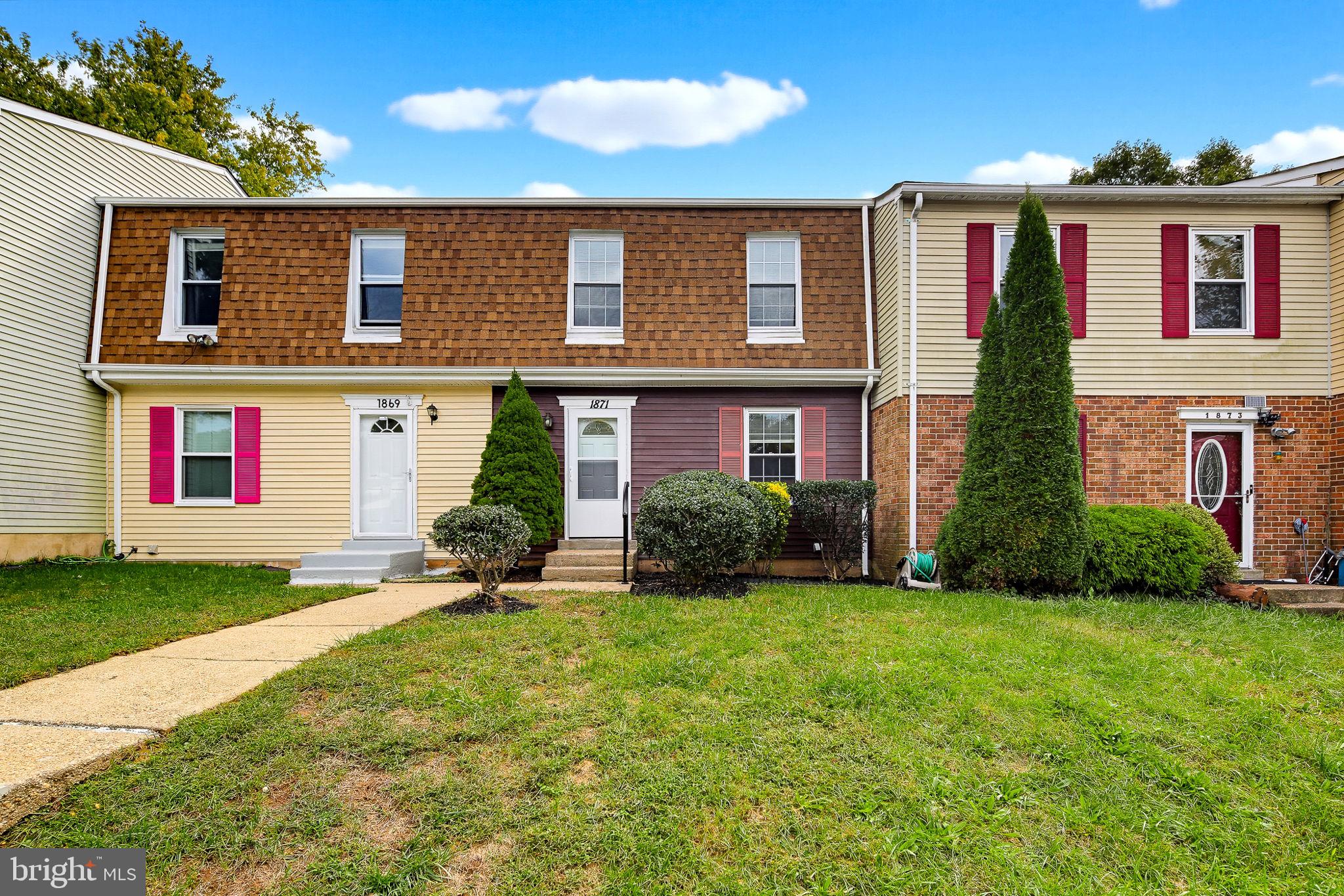 1871 HAWK COURT