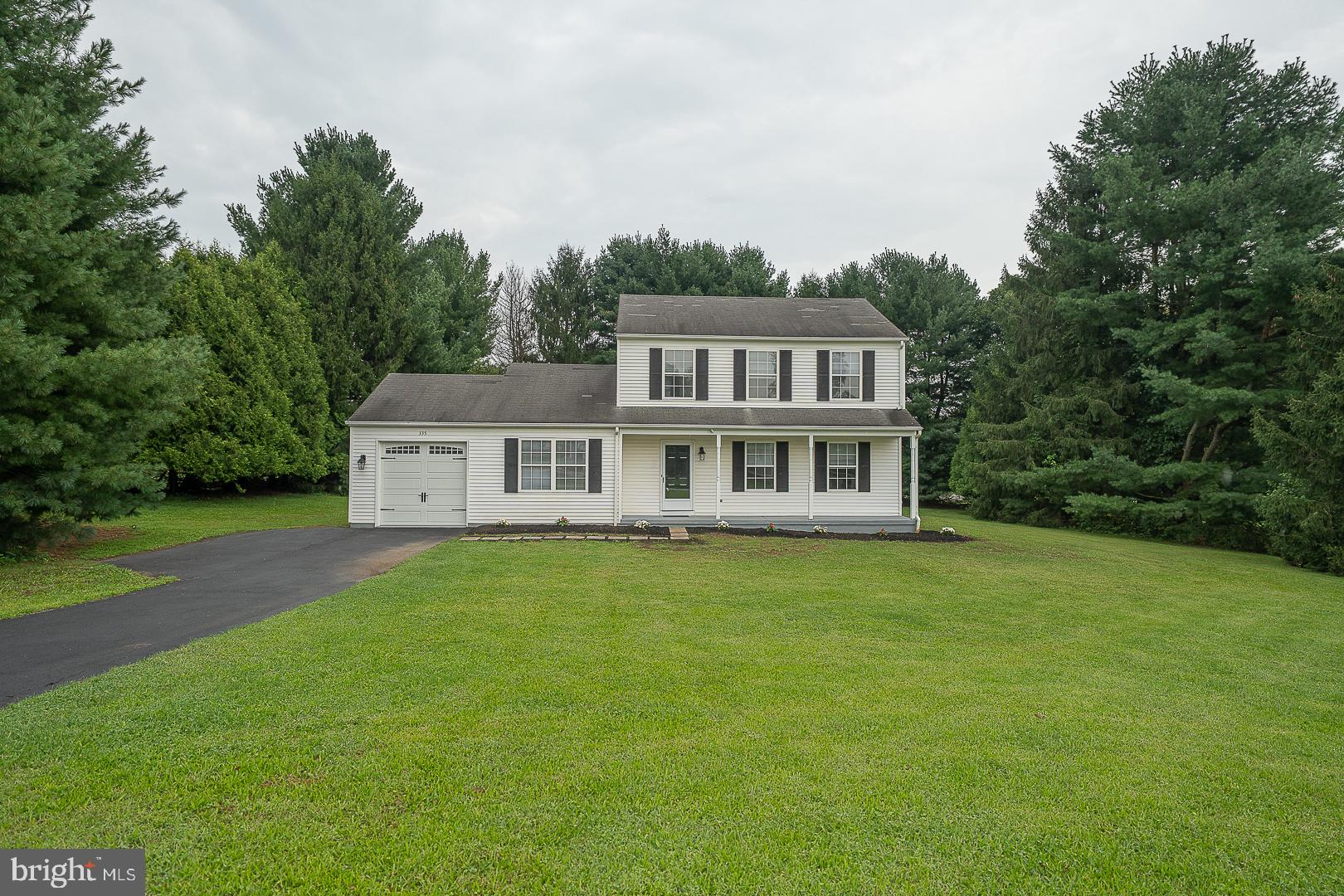 335 TROTTERS WAY