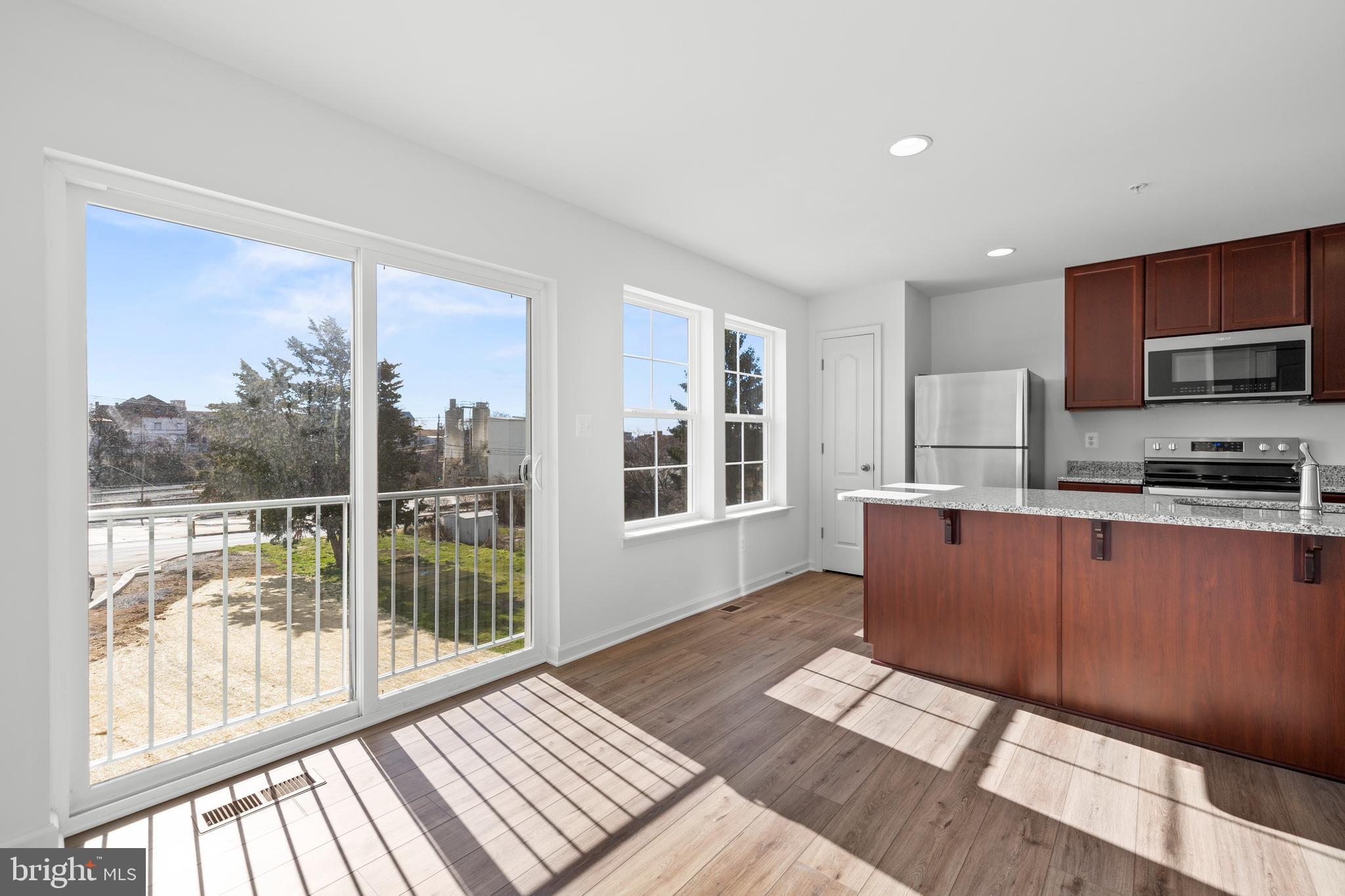 BURHANS VILLAGE - Residential Lease