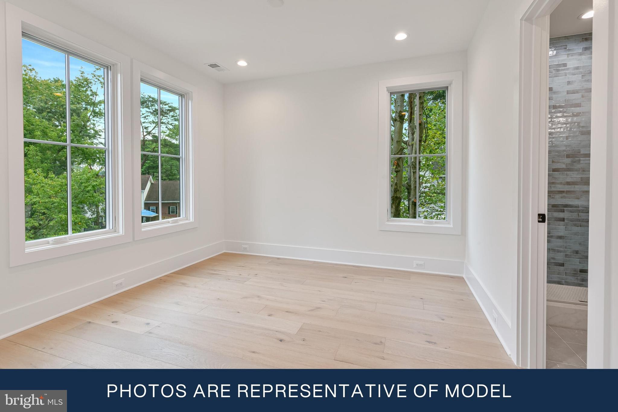 CLARENDON - Residential