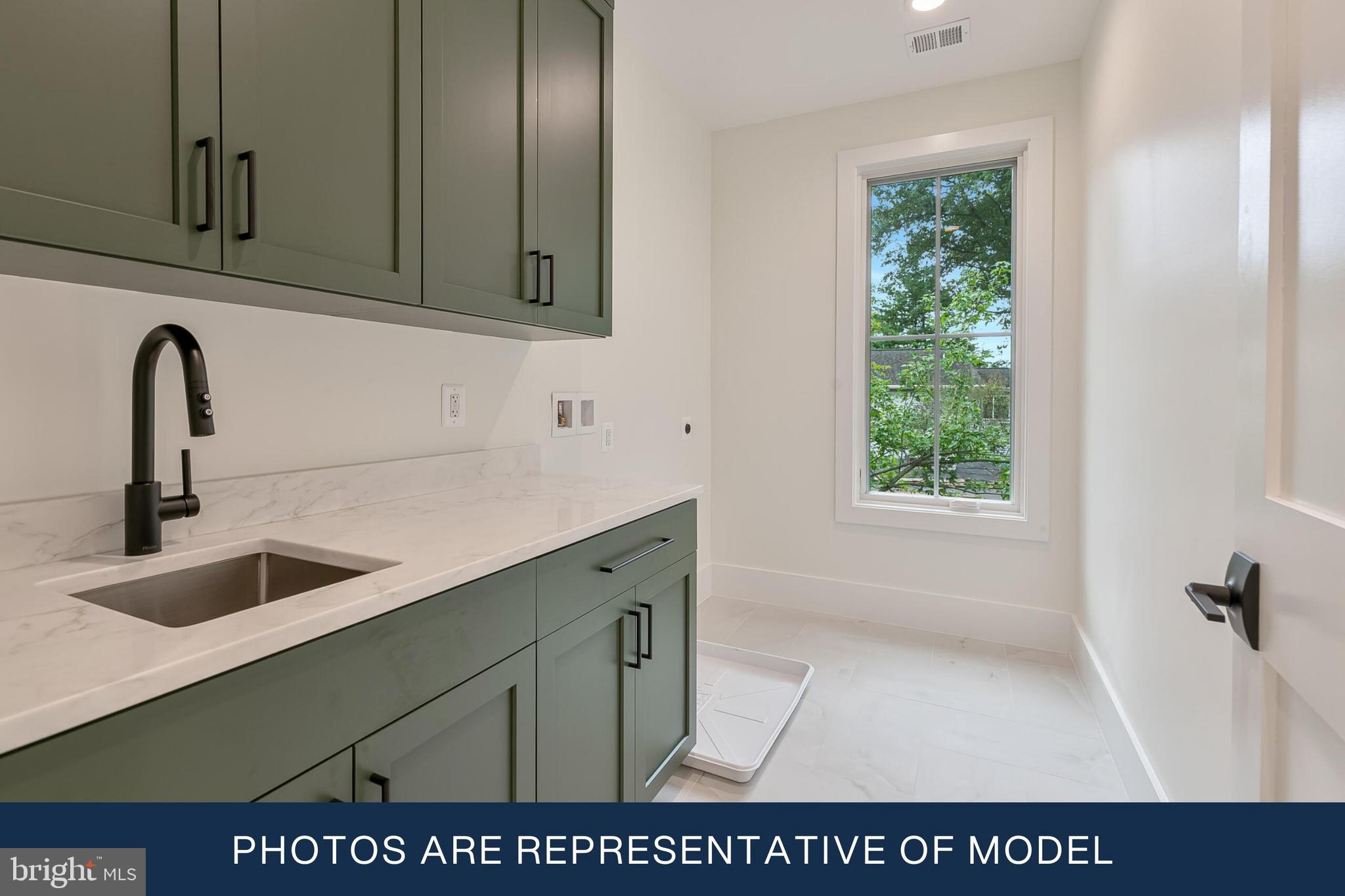 CLARENDON - Residential