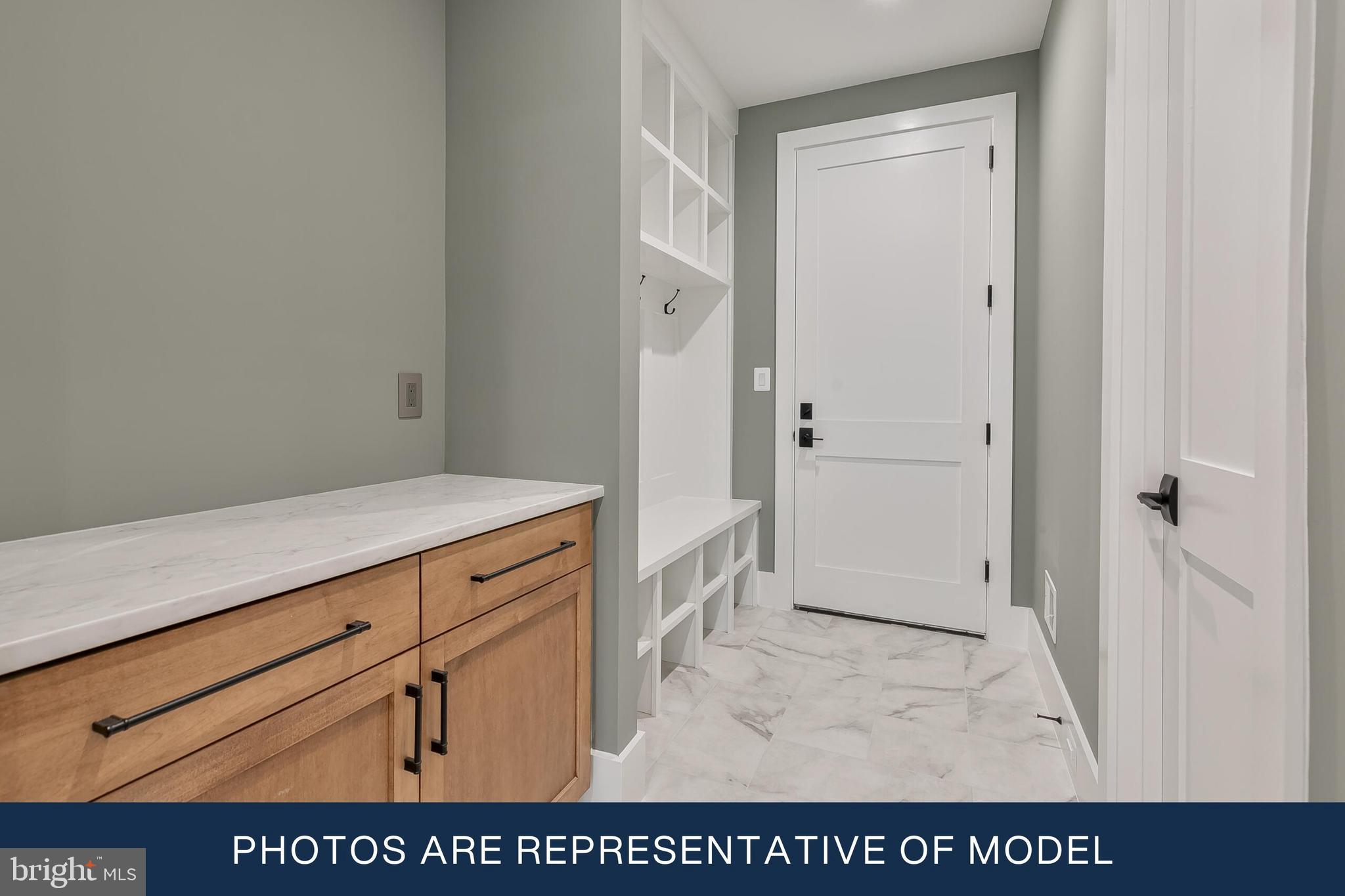 CLARENDON - Residential