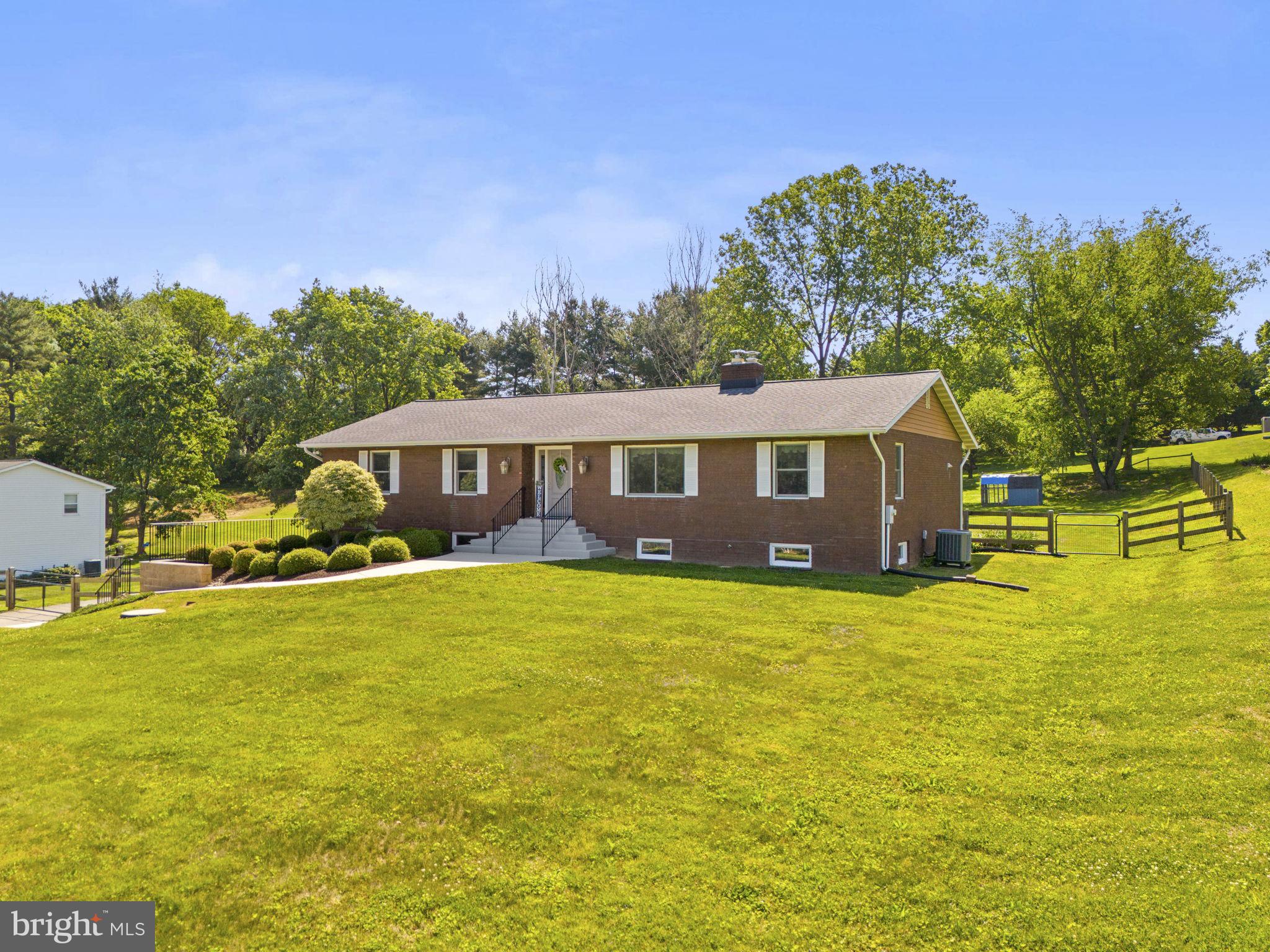 CARROLL ESTATES - Residential