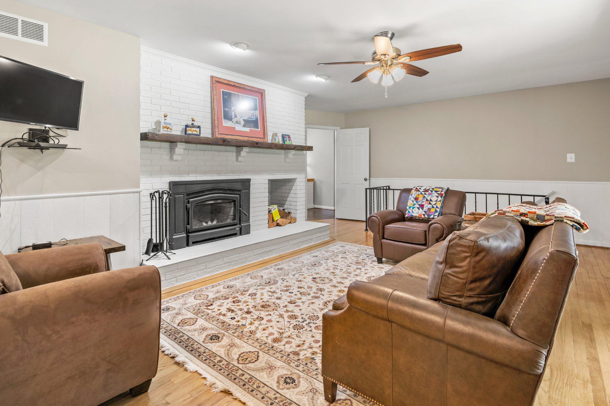 CARROLL ESTATES - Residential