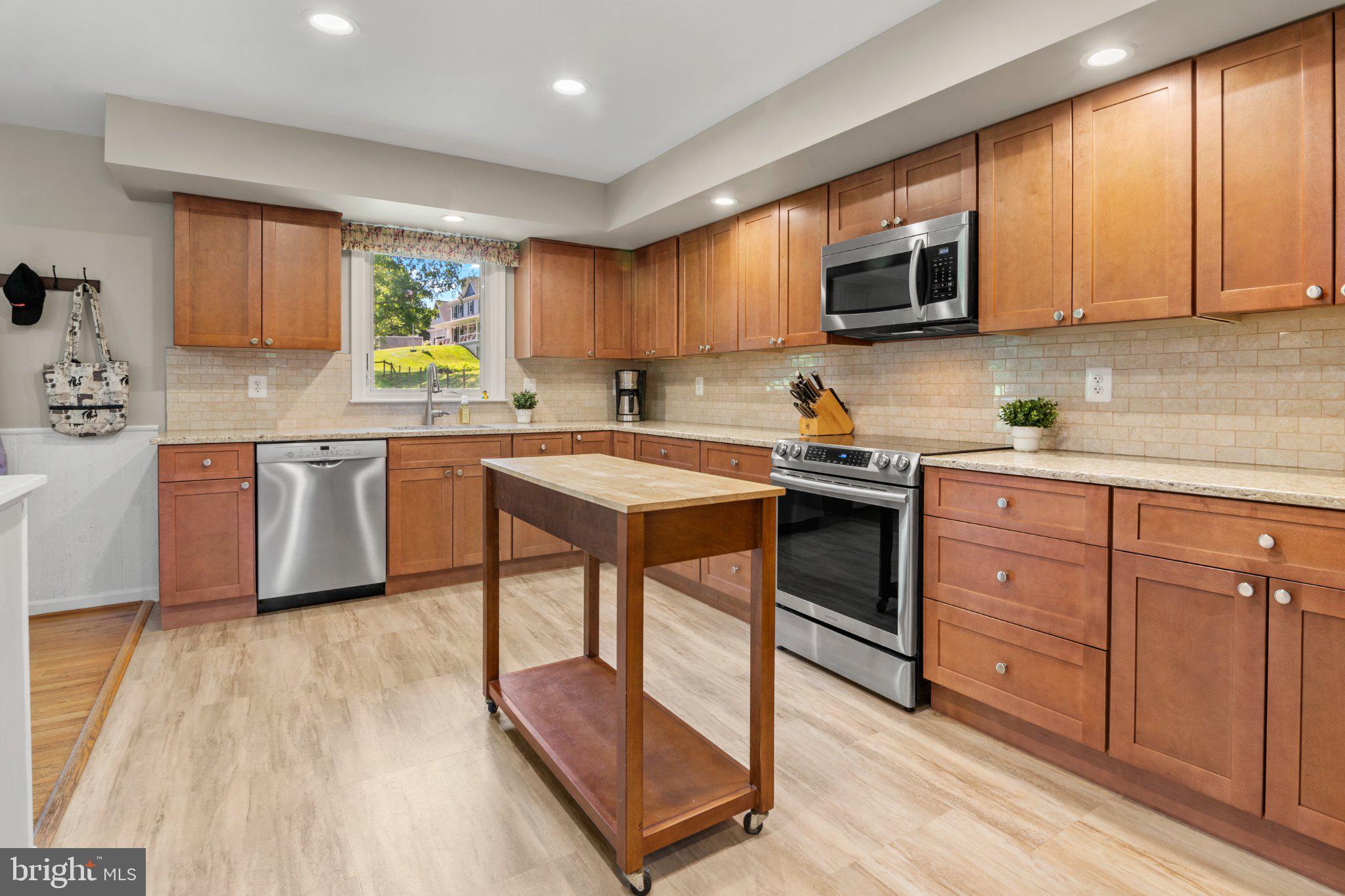CARROLL ESTATES - Residential