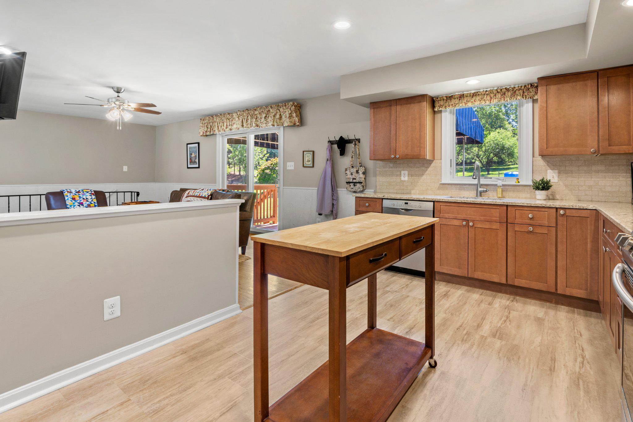 CARROLL ESTATES - Residential