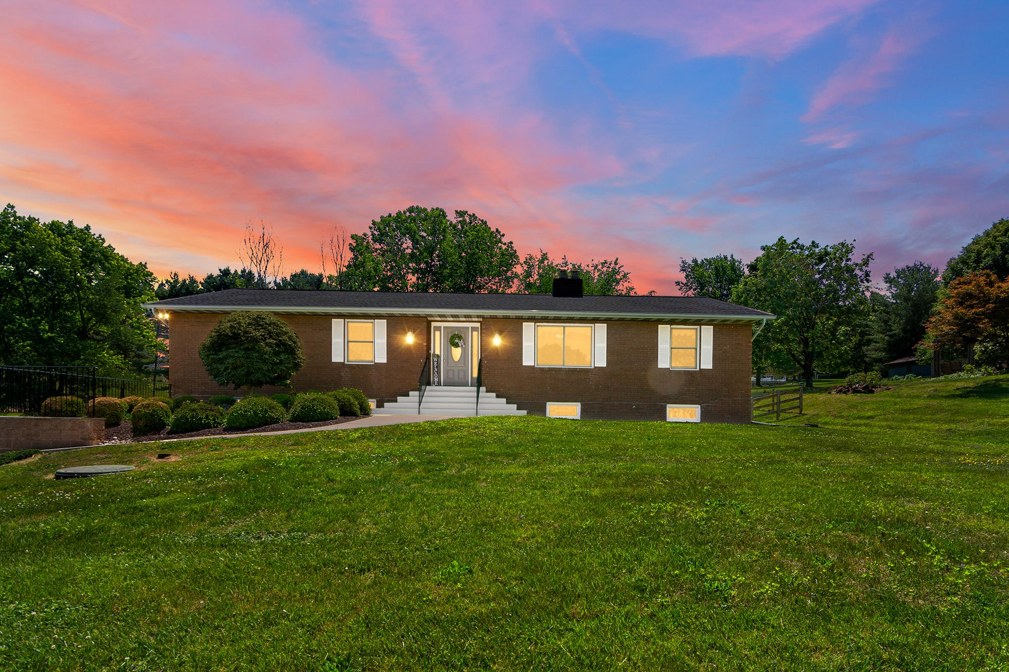 CARROLL ESTATES - Residential