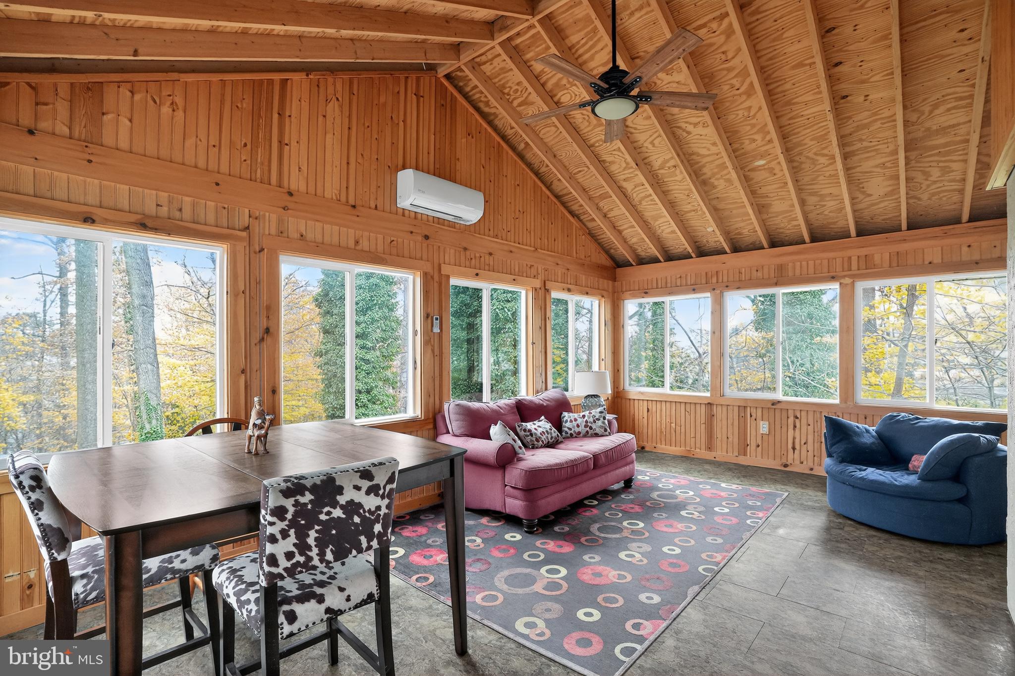 HIGH MEADOW - Residential