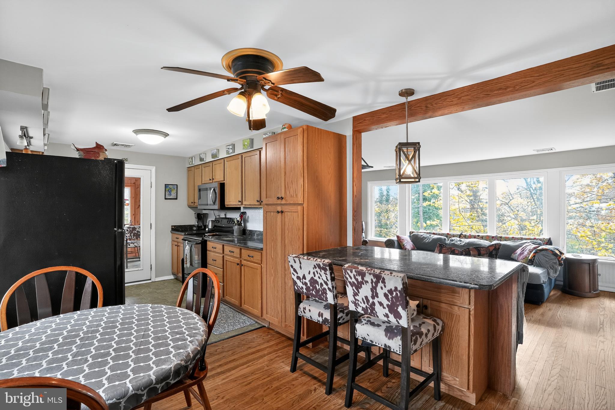 HIGH MEADOW - Residential