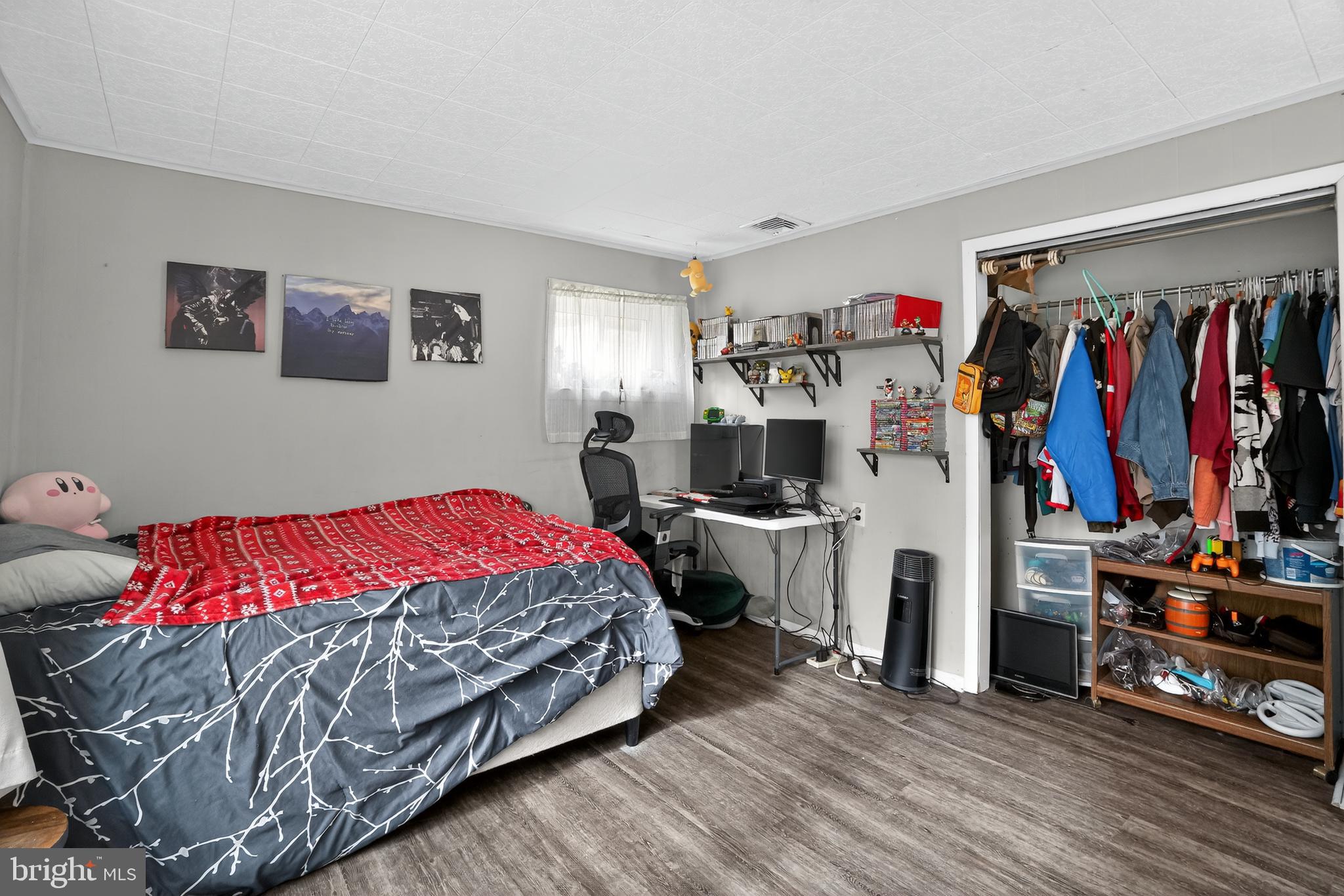 HIGH MEADOW - Residential