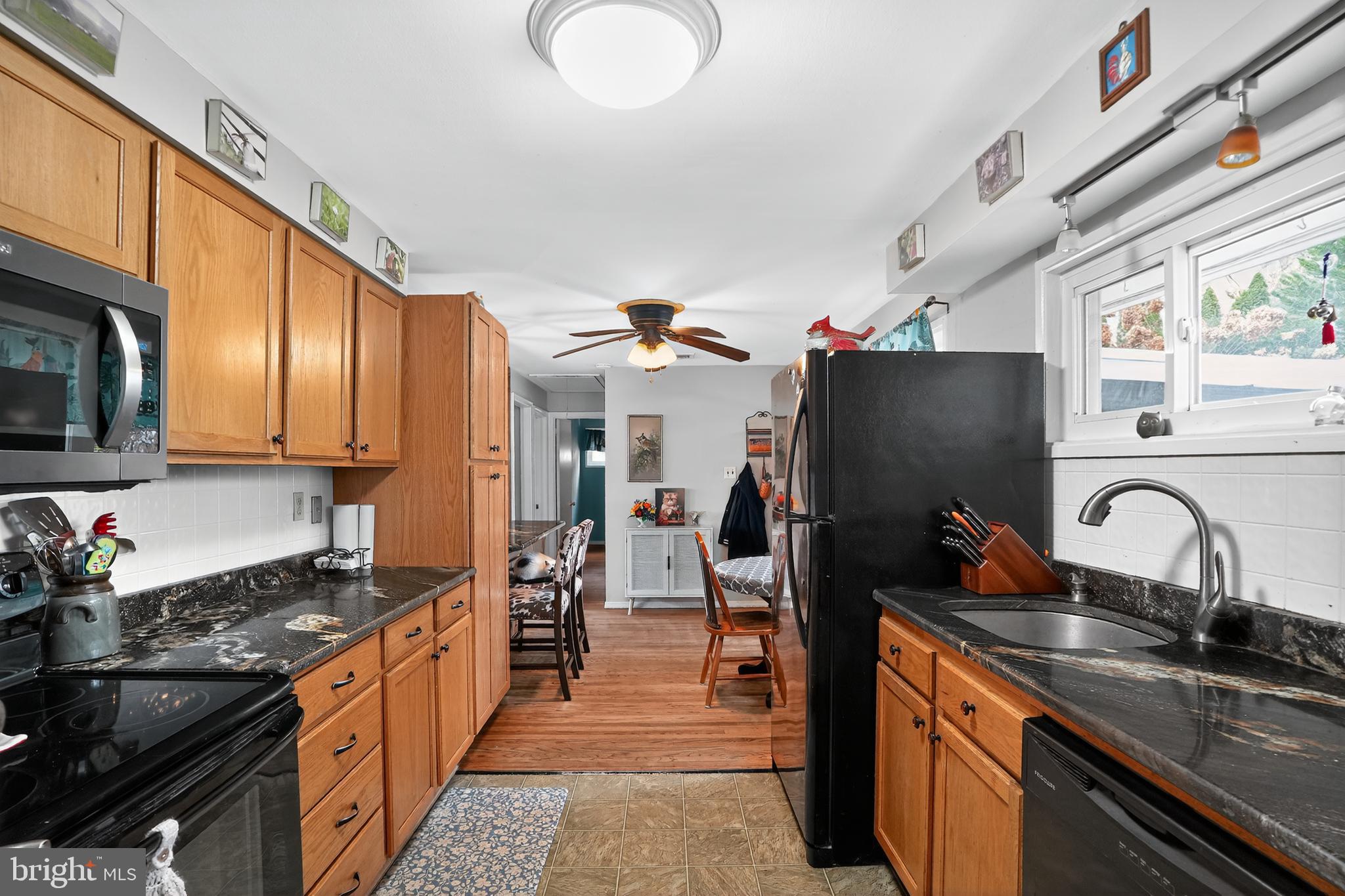 HIGH MEADOW - Residential