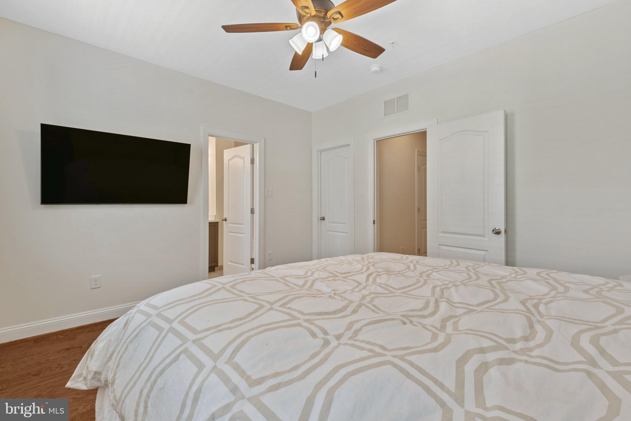 ANNAPOLIS TOWNES AT NEAL FARM - Residential