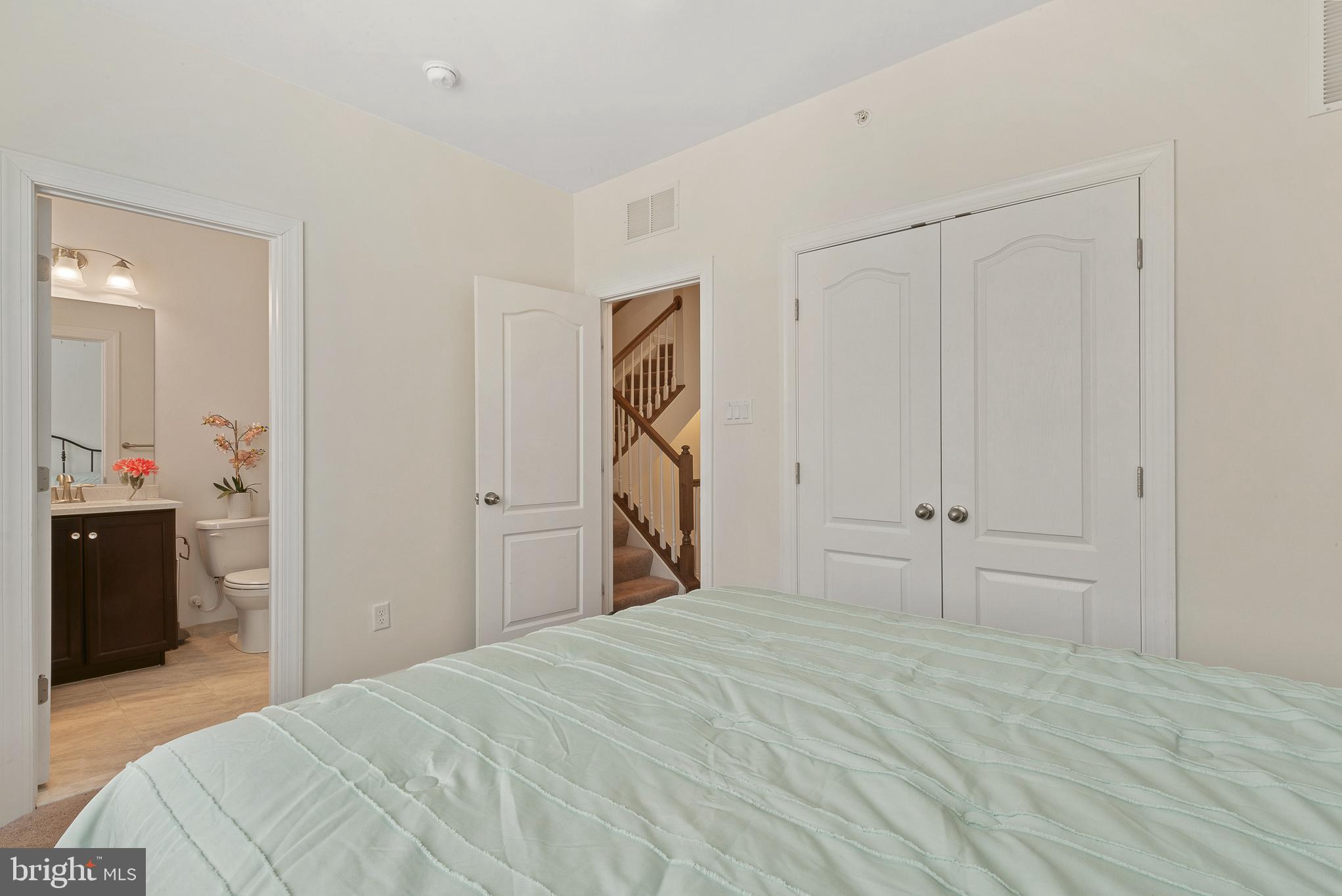 ANNAPOLIS TOWNES AT NEAL FARM - Residential