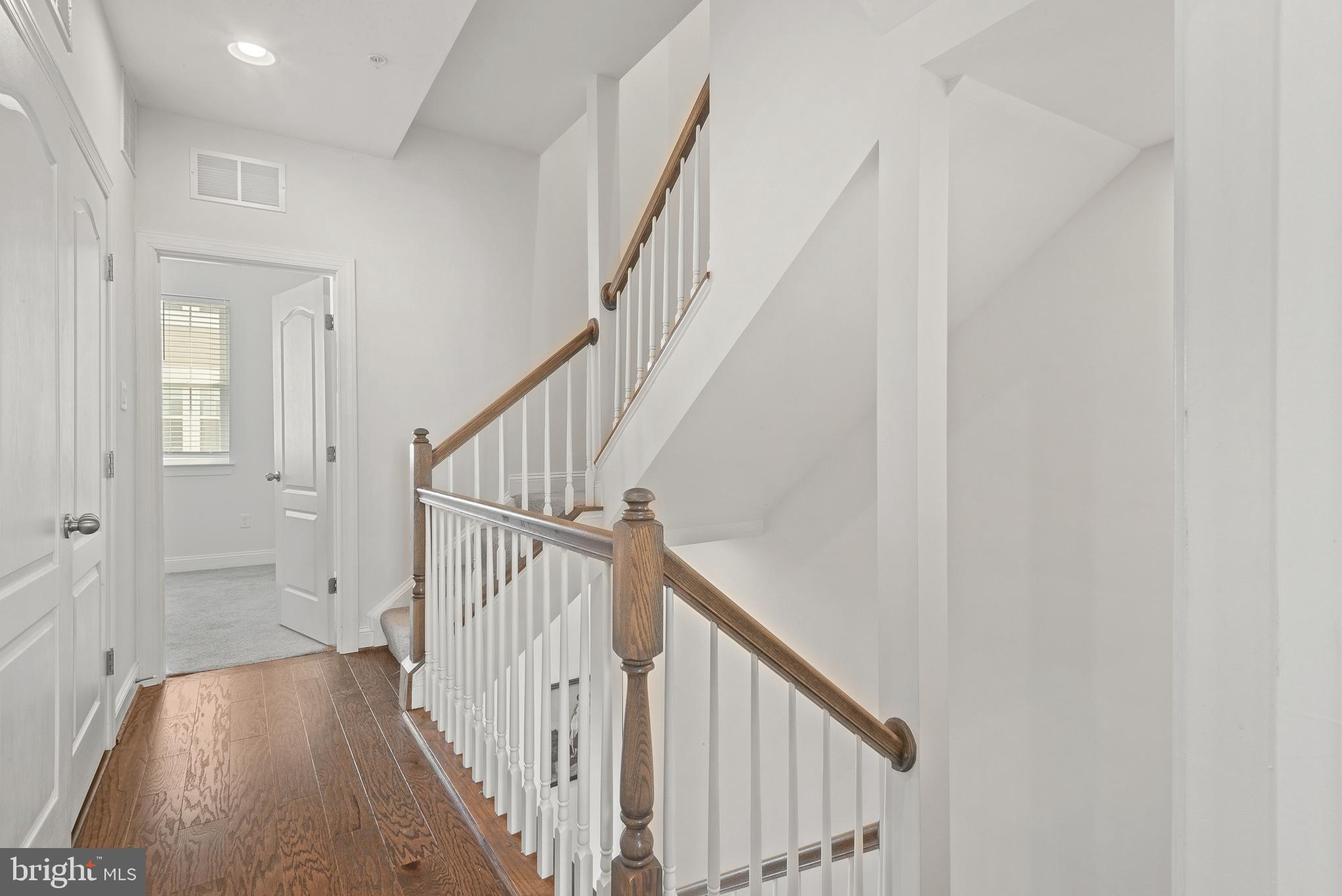 ANNAPOLIS TOWNES AT NEAL FARM - Residential