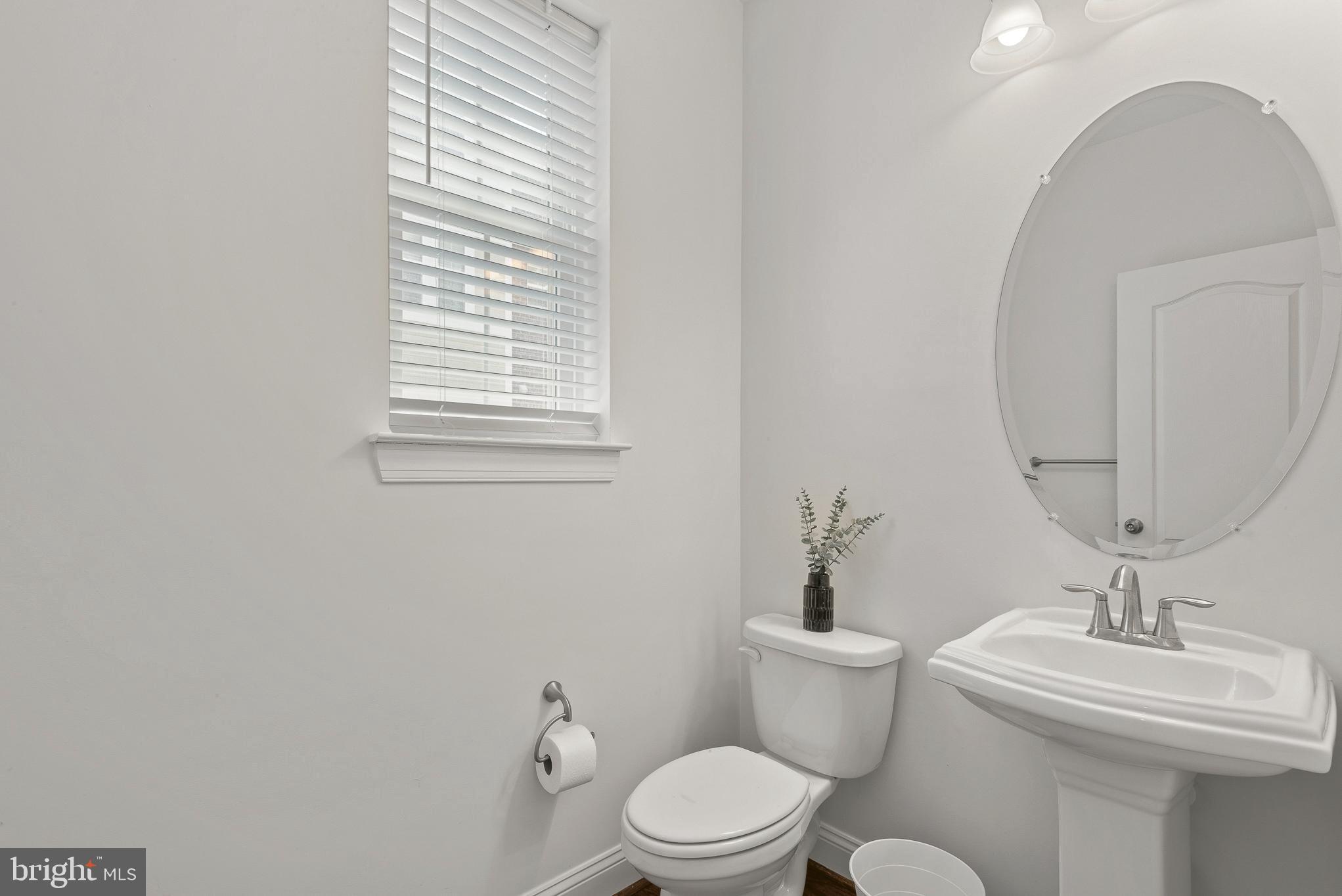 ANNAPOLIS TOWNES AT NEAL FARM - Residential