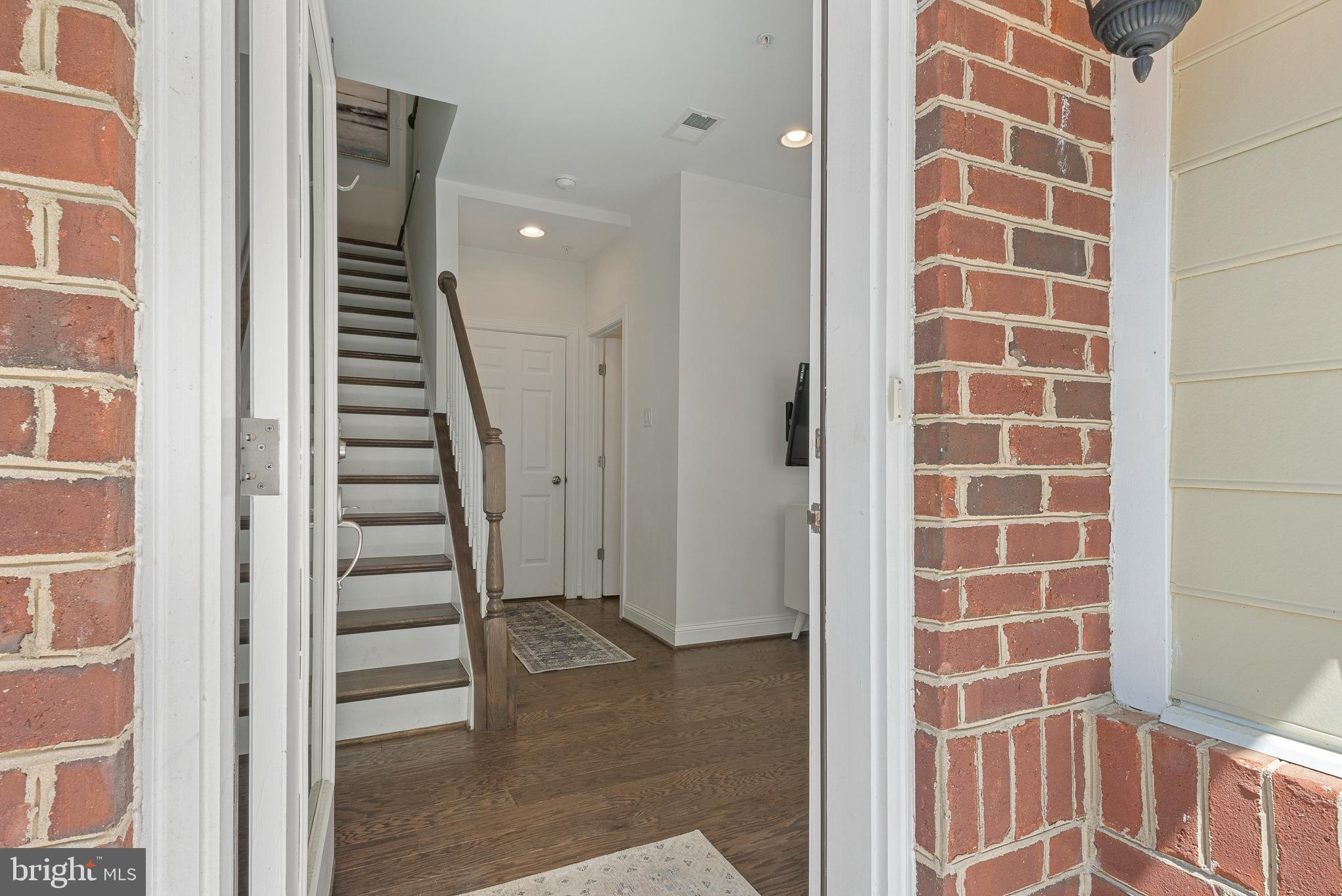ANNAPOLIS TOWNES AT NEAL FARM - Residential