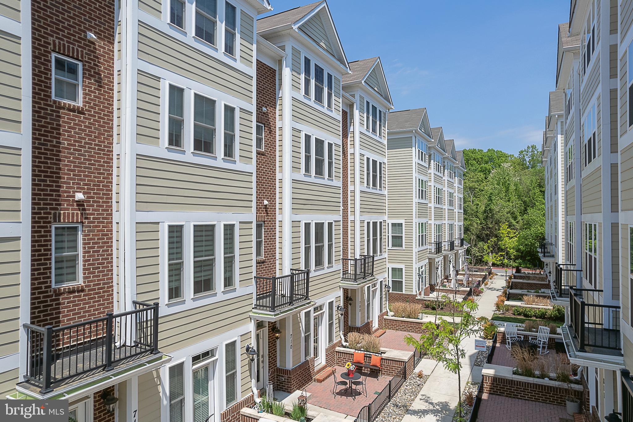 ANNAPOLIS TOWNES AT NEAL FARM - Residential