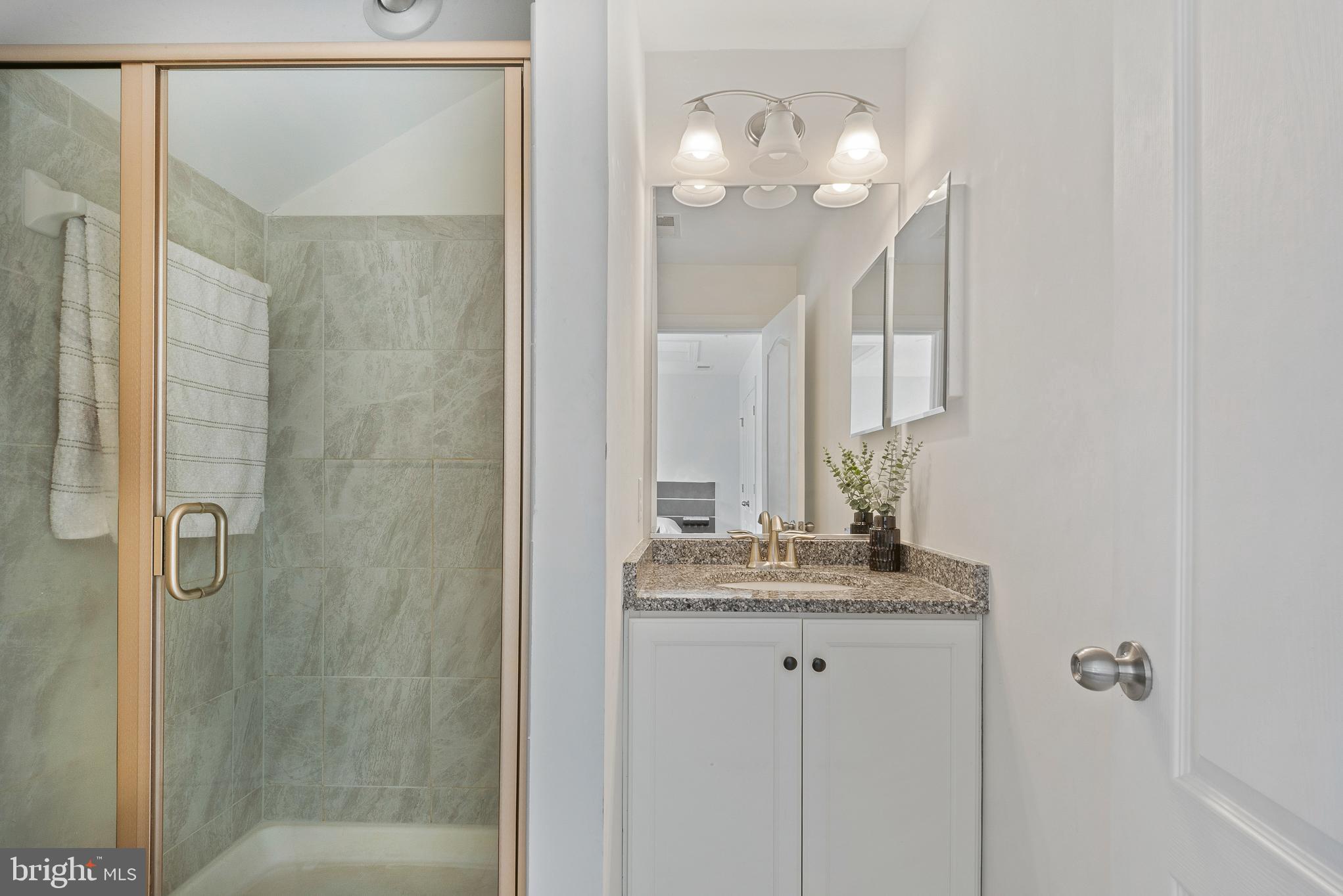 ANNAPOLIS TOWNES AT NEAL FARM - Residential