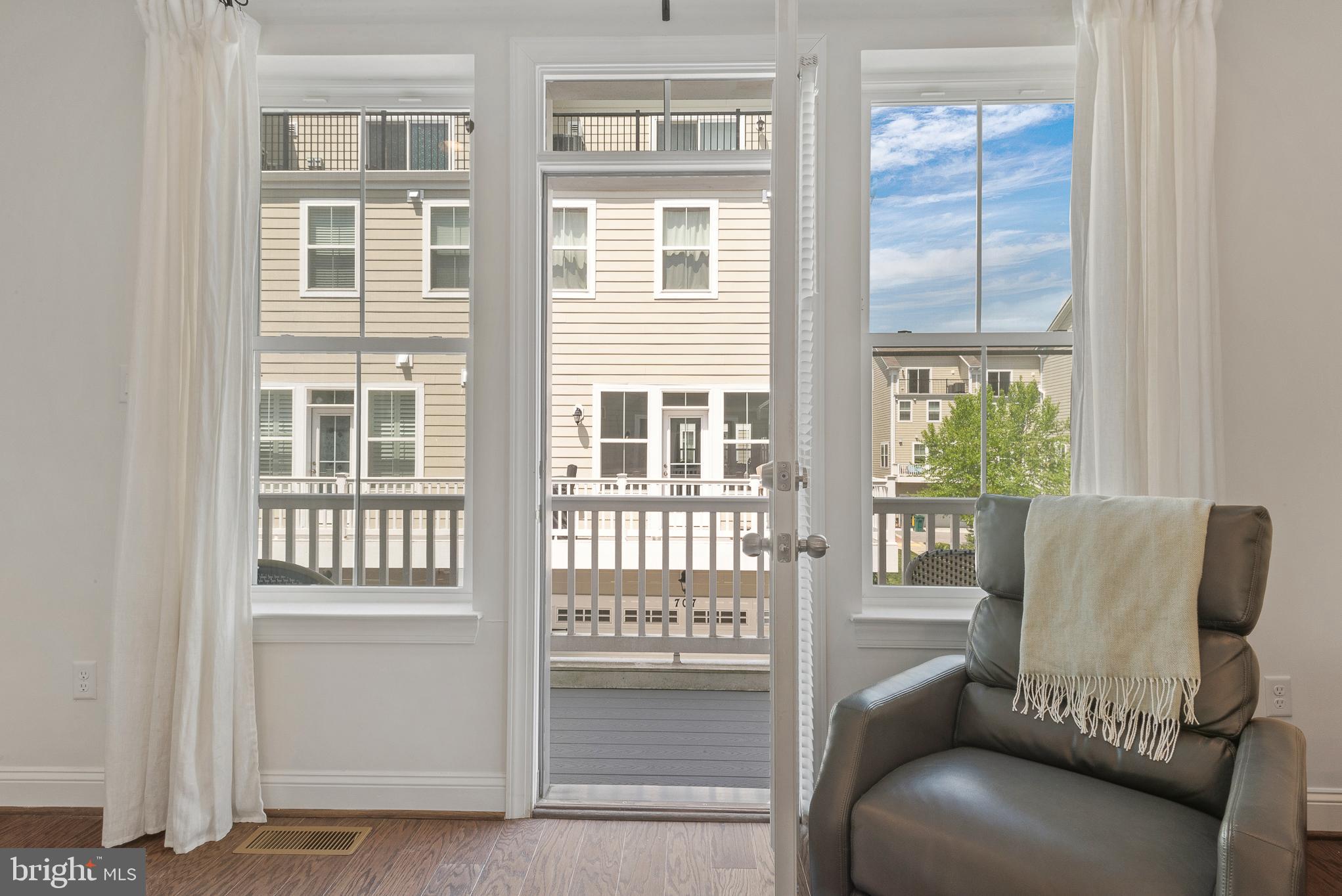 ANNAPOLIS TOWNES AT NEAL FARM - Residential