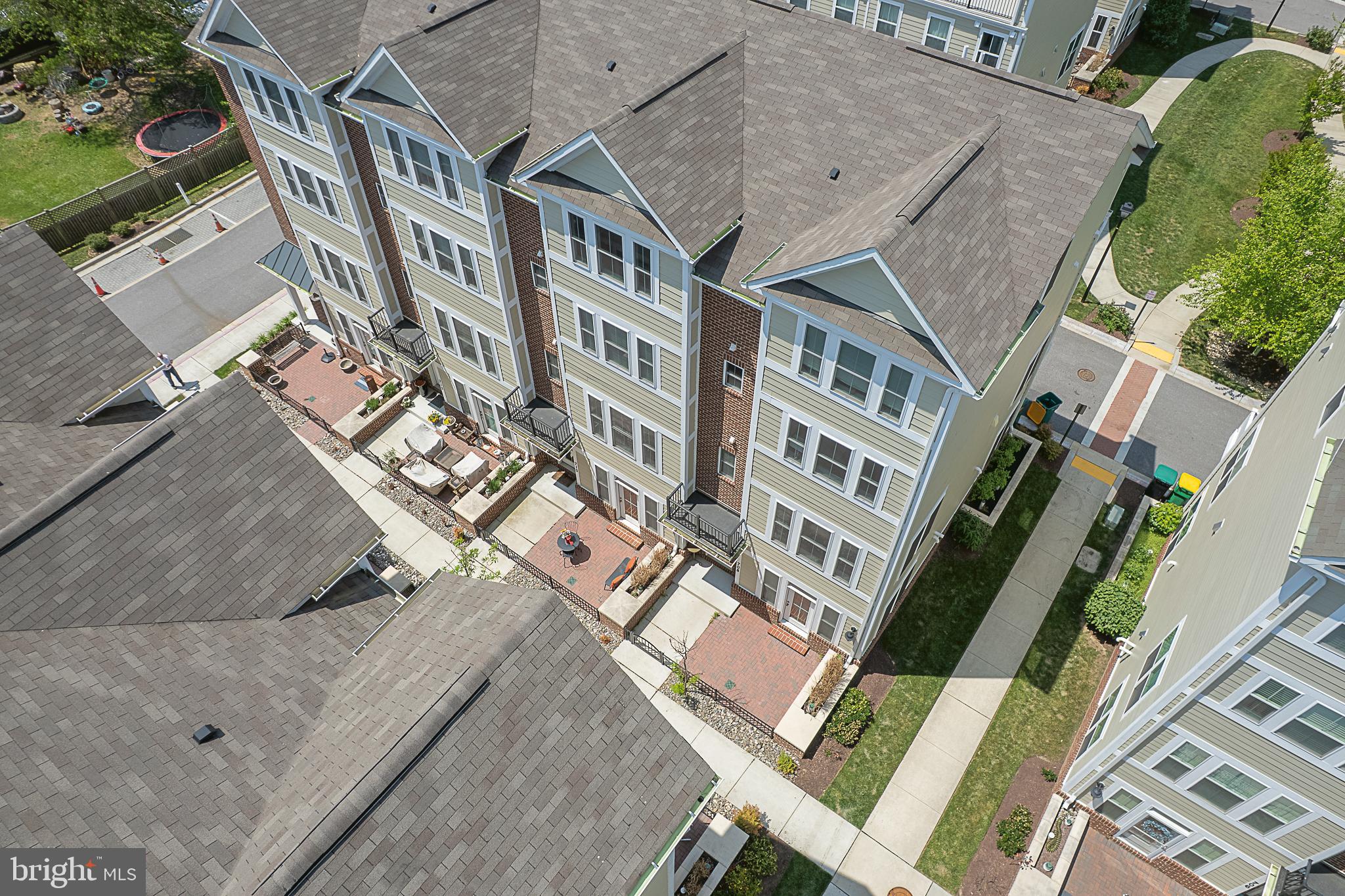 ANNAPOLIS TOWNES AT NEAL FARM - Residential