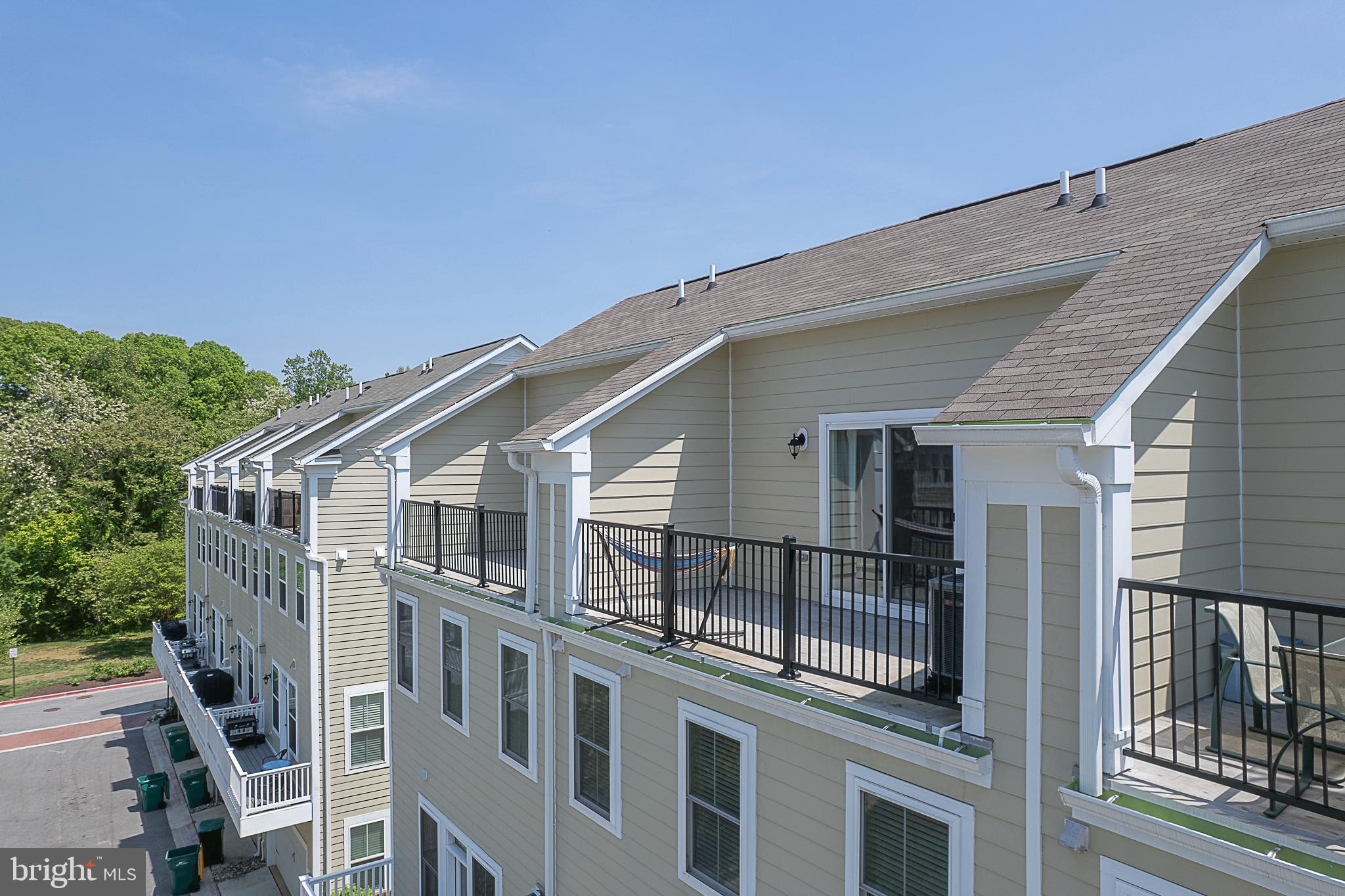 ANNAPOLIS TOWNES AT NEAL FARM - Residential
