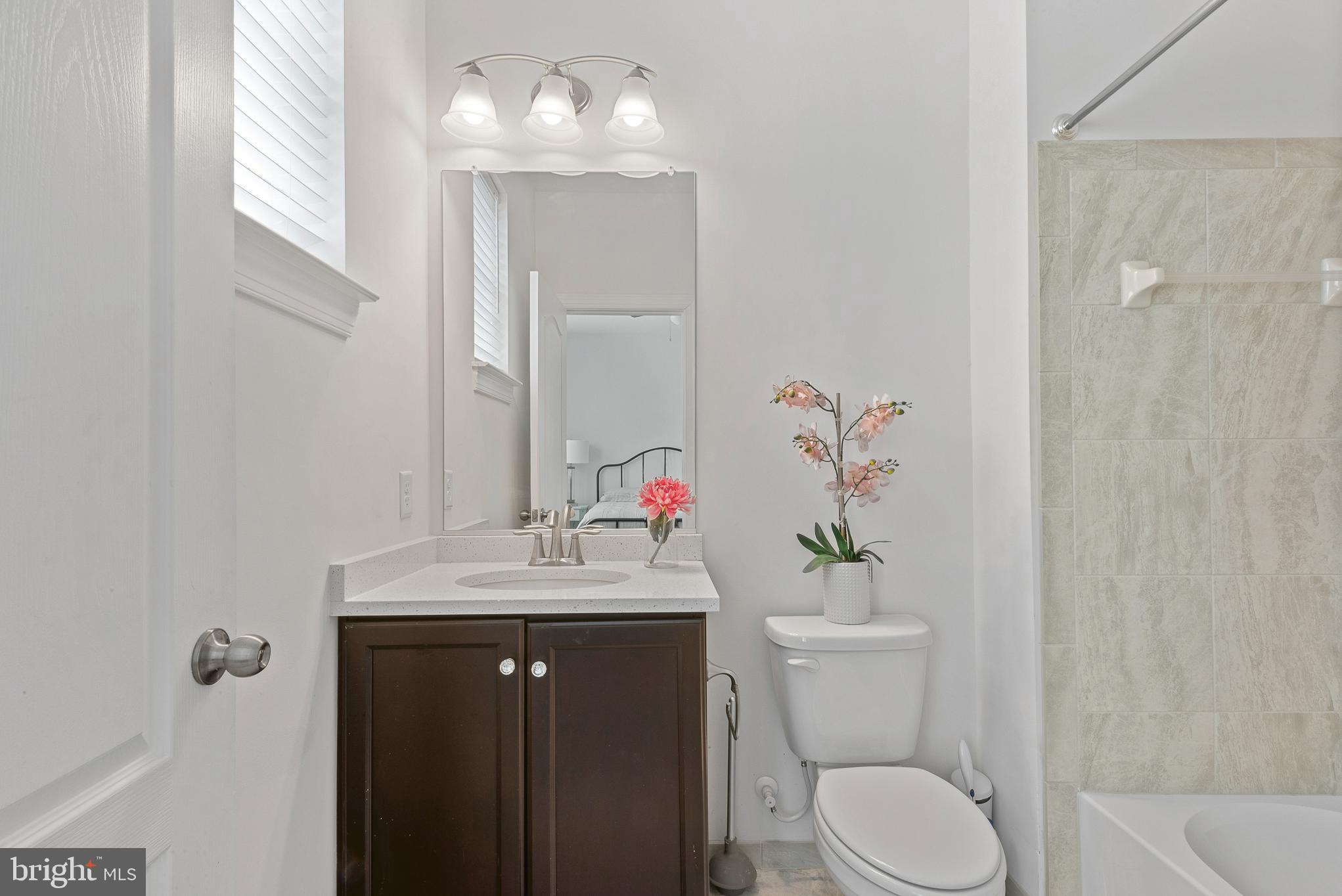 ANNAPOLIS TOWNES AT NEAL FARM - Residential