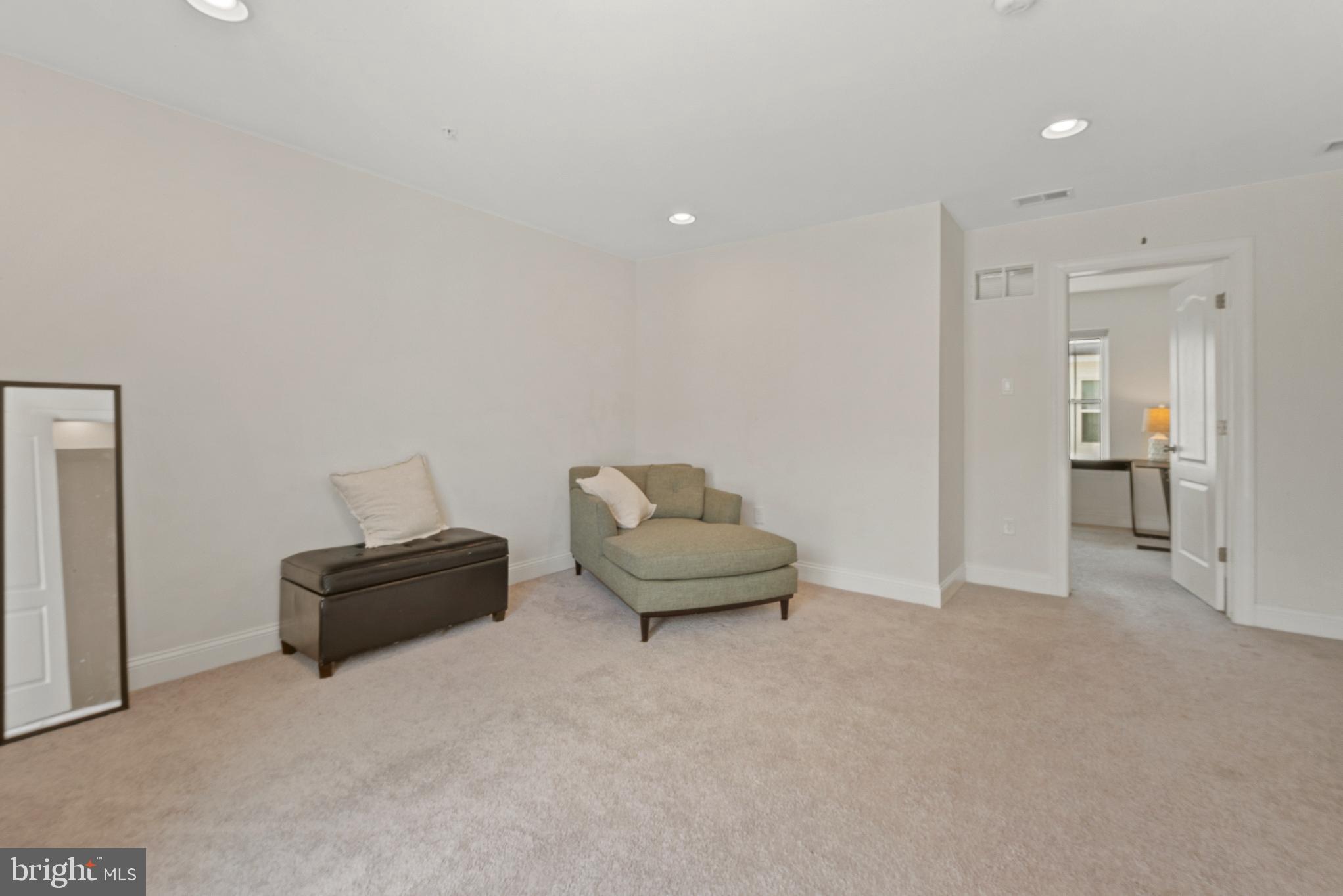 ANNAPOLIS TOWNES AT NEAL FARM - Residential