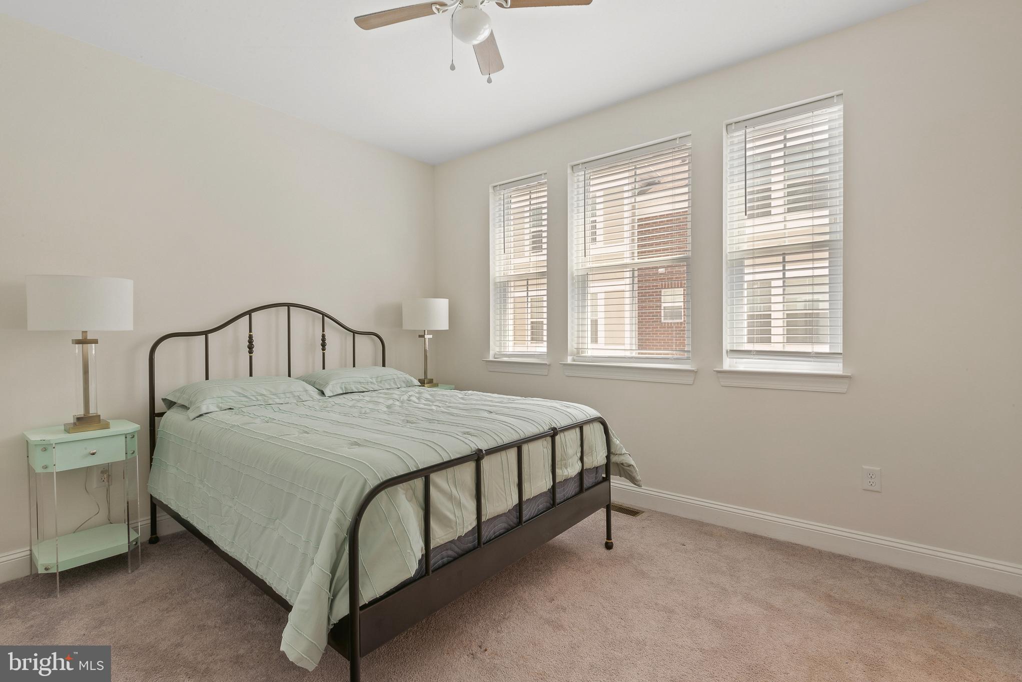 ANNAPOLIS TOWNES AT NEAL FARM - Residential