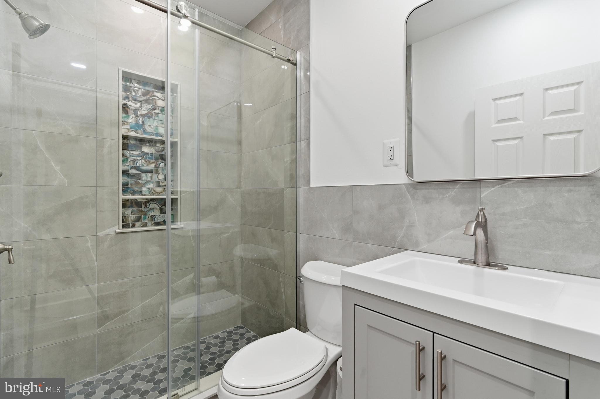 WEST PASSYUNK - Residential