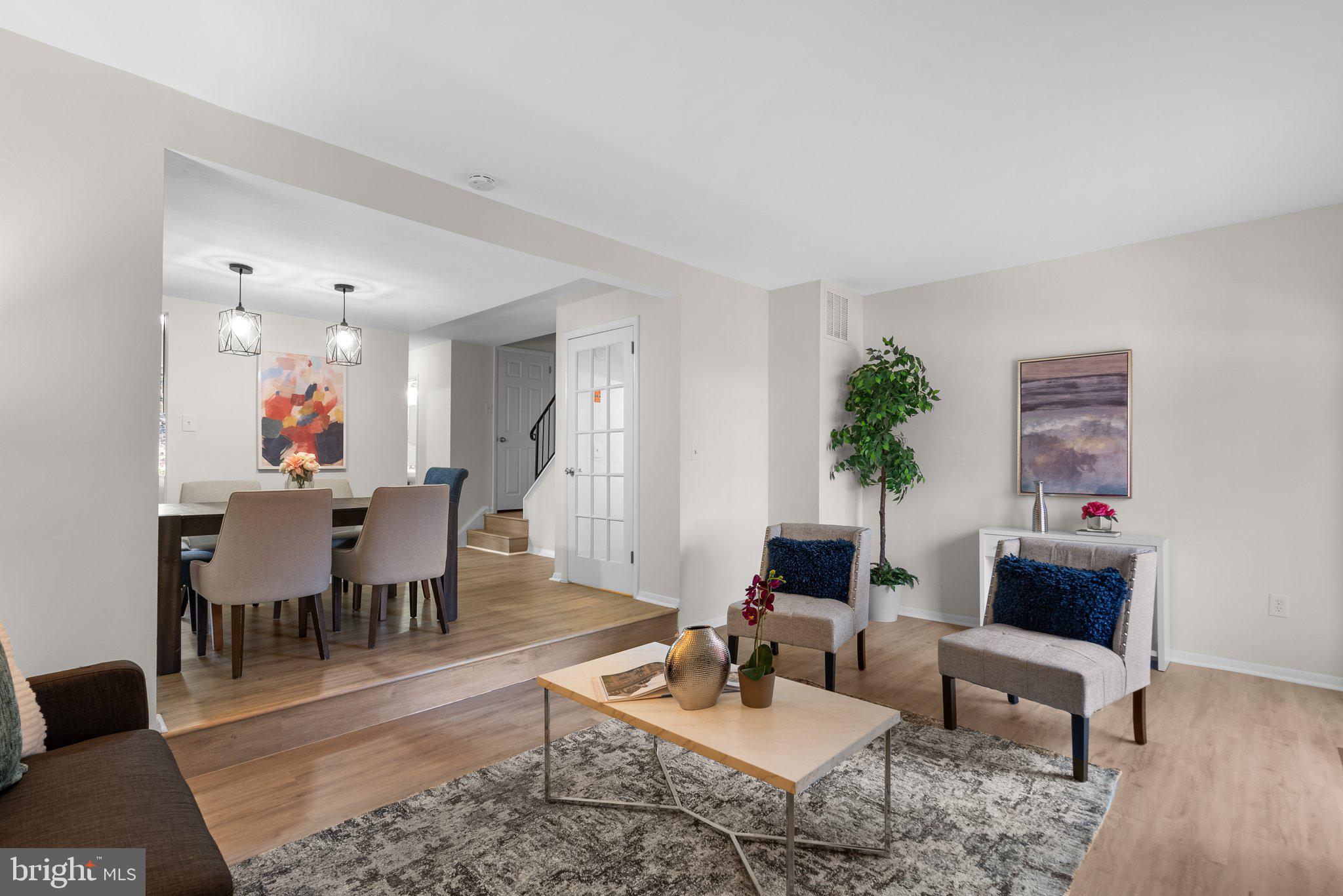 BURGUNDY KNOLLS - Residential Lease