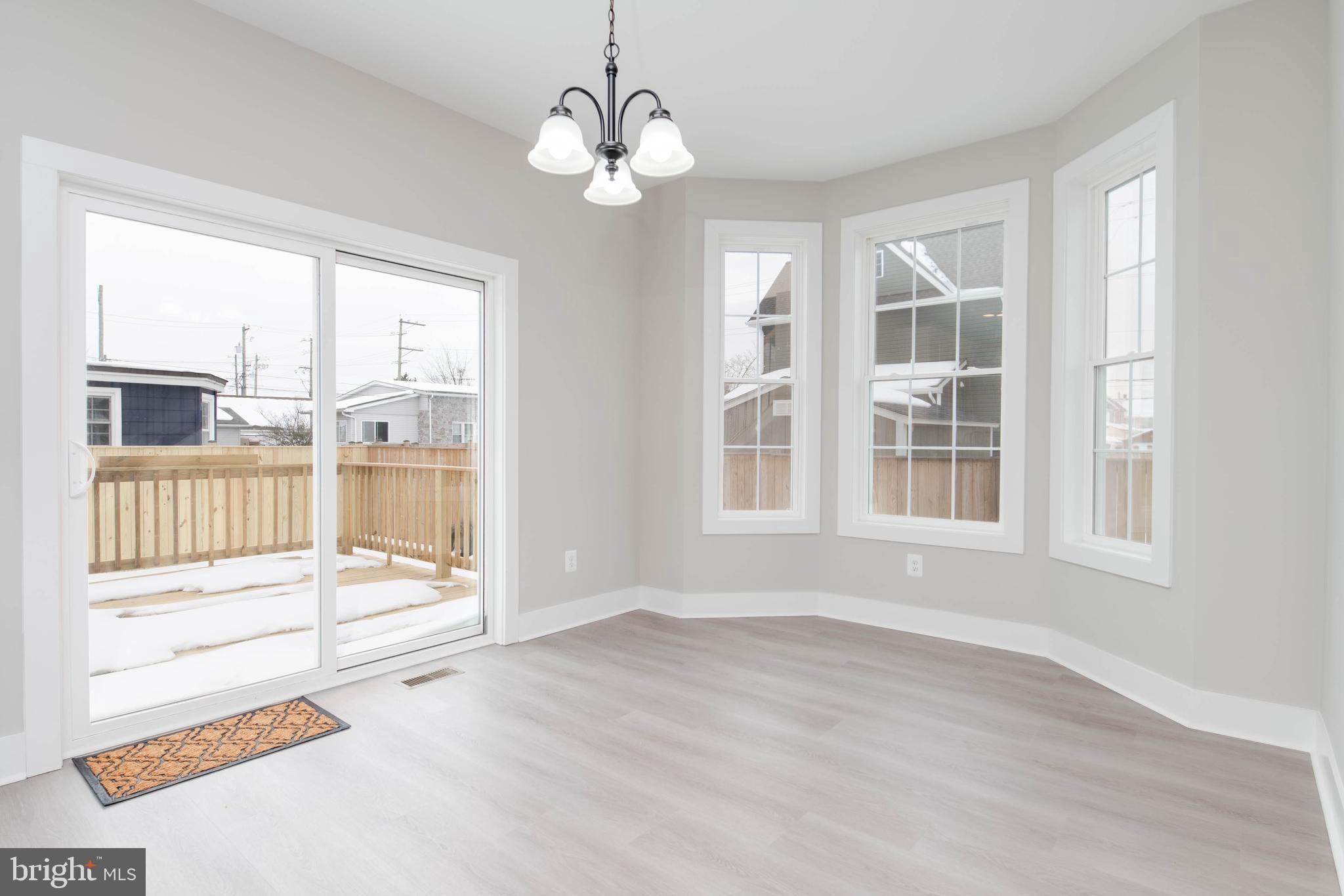 PERRYVILLE - Residential