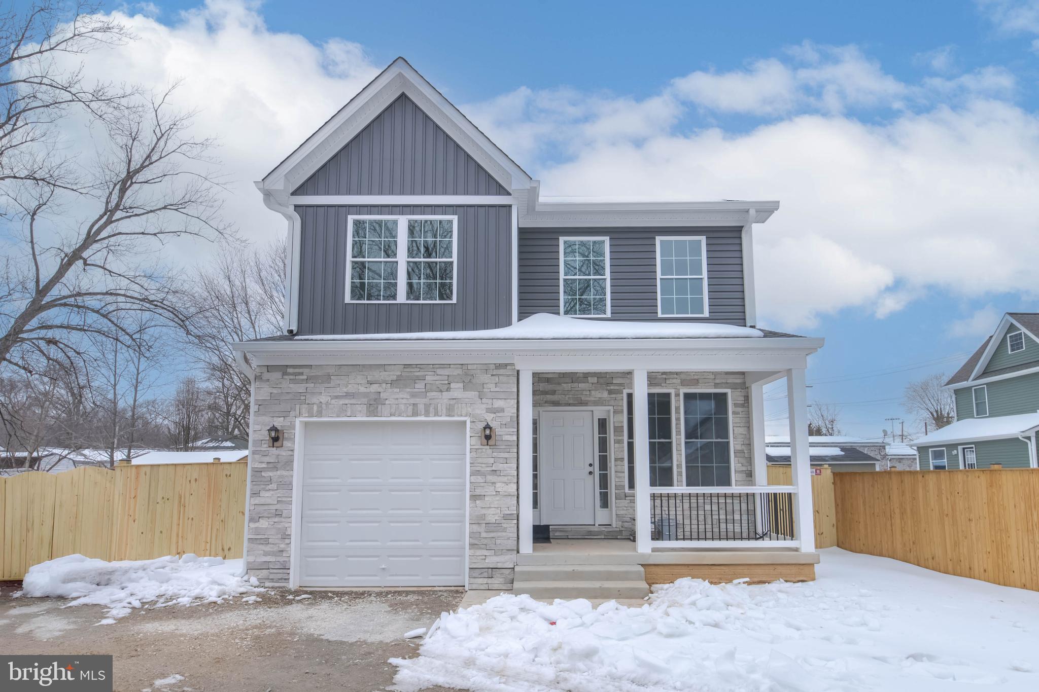 PERRYVILLE - Residential