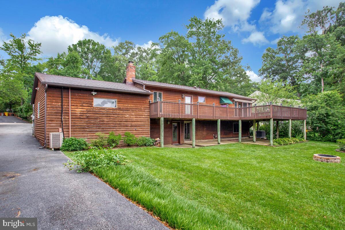 OAK BLUFF - Residential