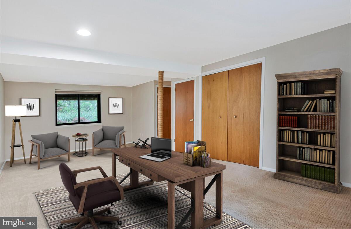 OAK BLUFF - Residential