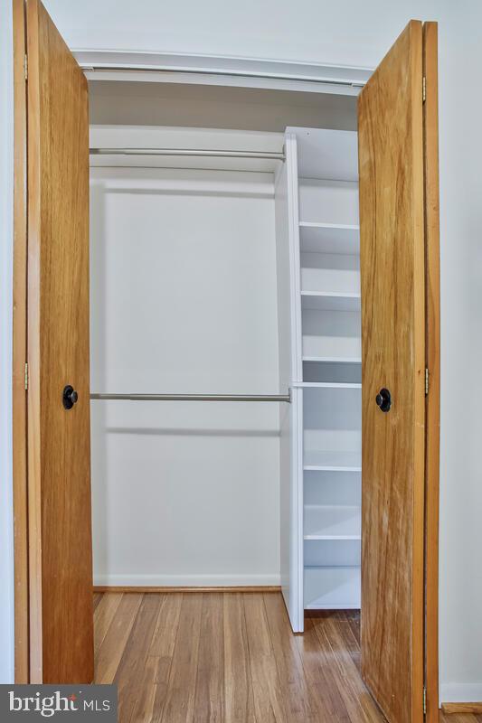 OAK BLUFF - Residential