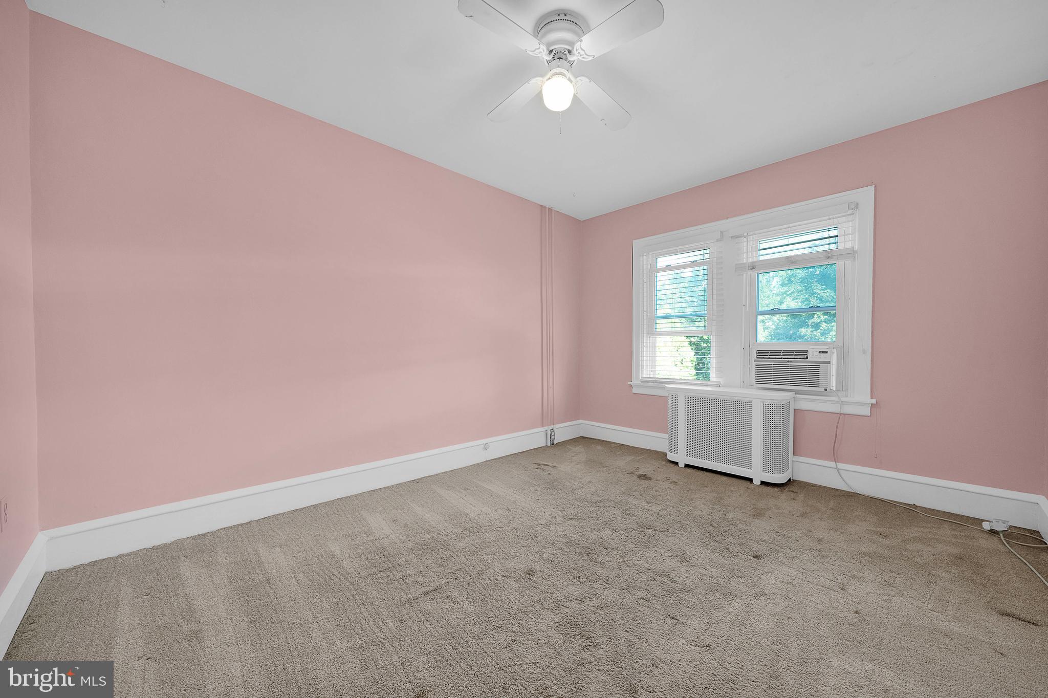 JENKINTOWN - Residential