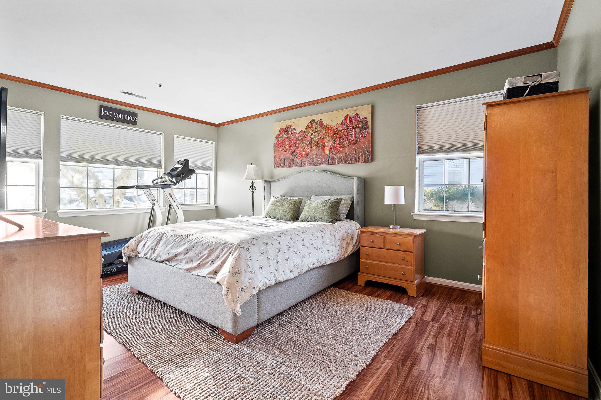 MONTGOMERY RUN - Residential