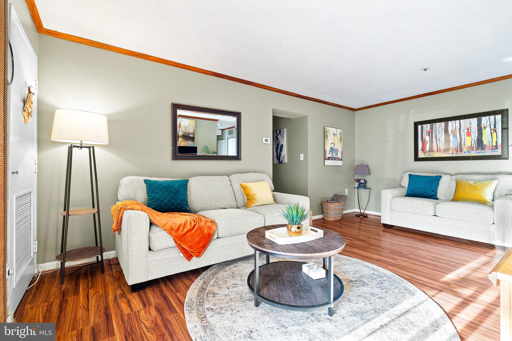 MONTGOMERY RUN - Residential