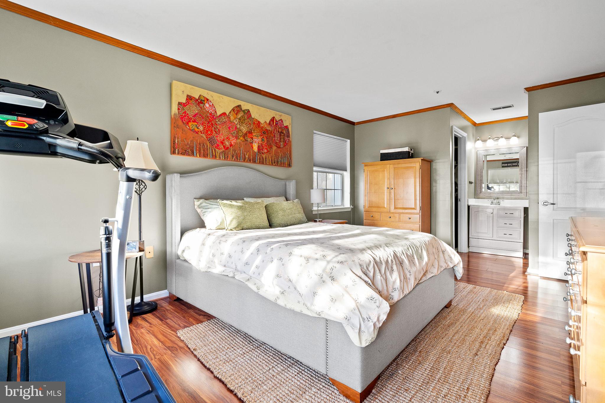 MONTGOMERY RUN - Residential