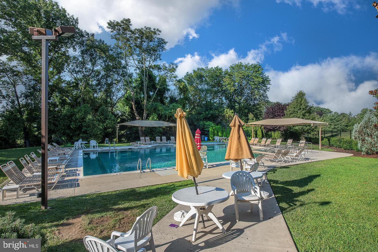 RADNOR HOUSE - Residential