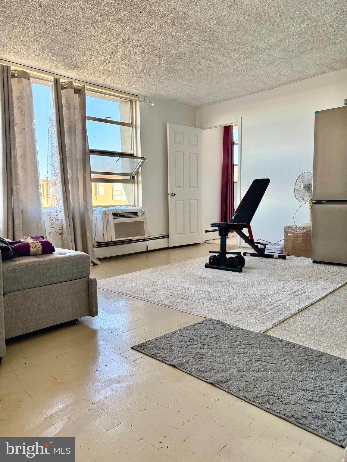 RADNOR HOUSE - Residential