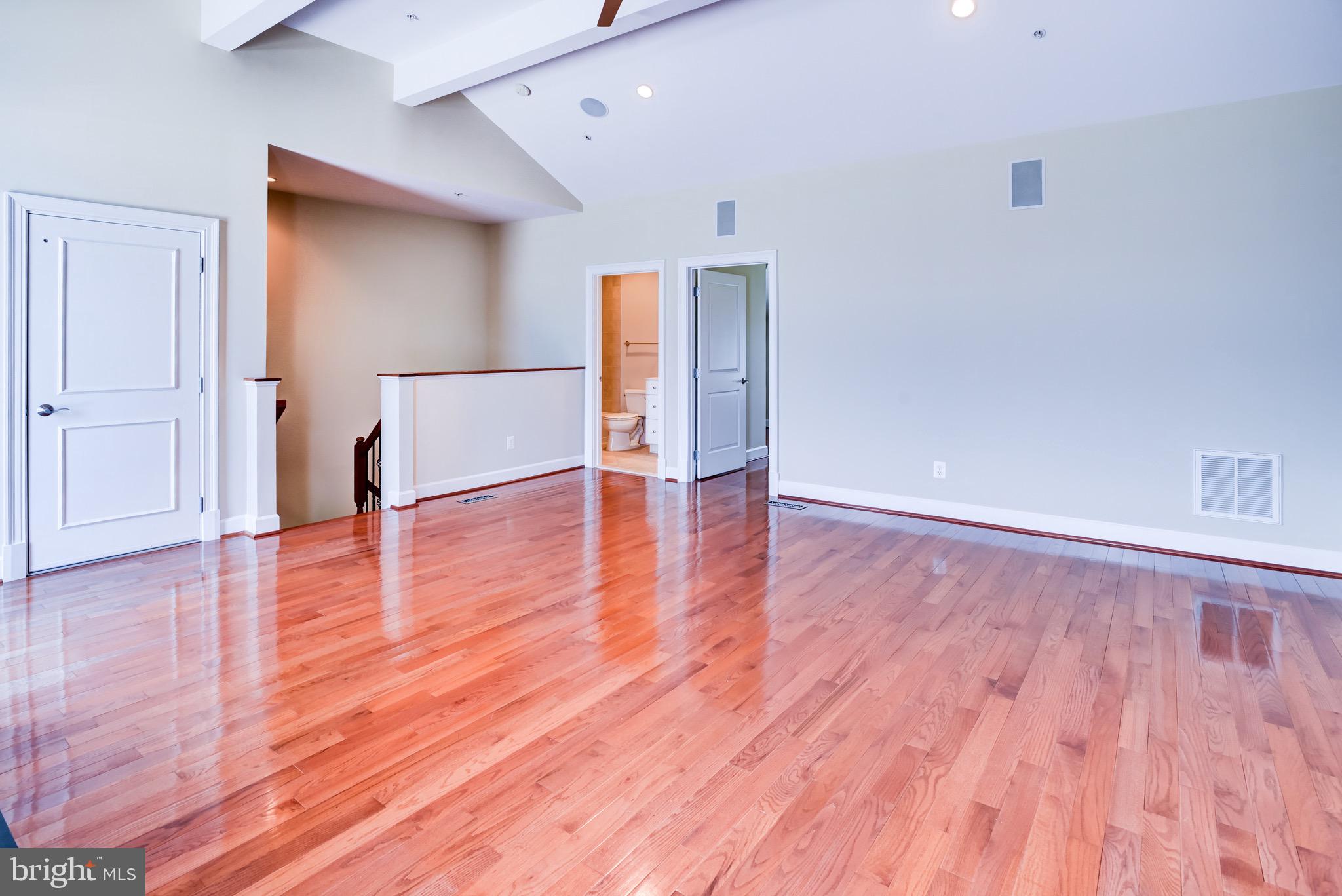 PARK POTOMAC - Residential